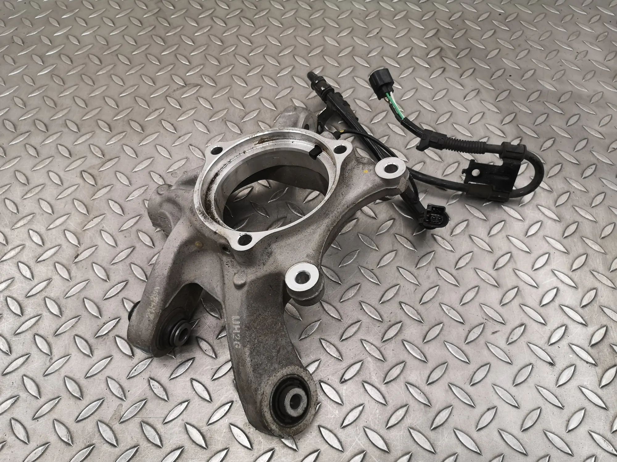 Hyundai Ioniq 5 Rear Right Wheel Hub Rear Right Wheel Hub — HYUNDAI IONIQ (5 NE) (20...