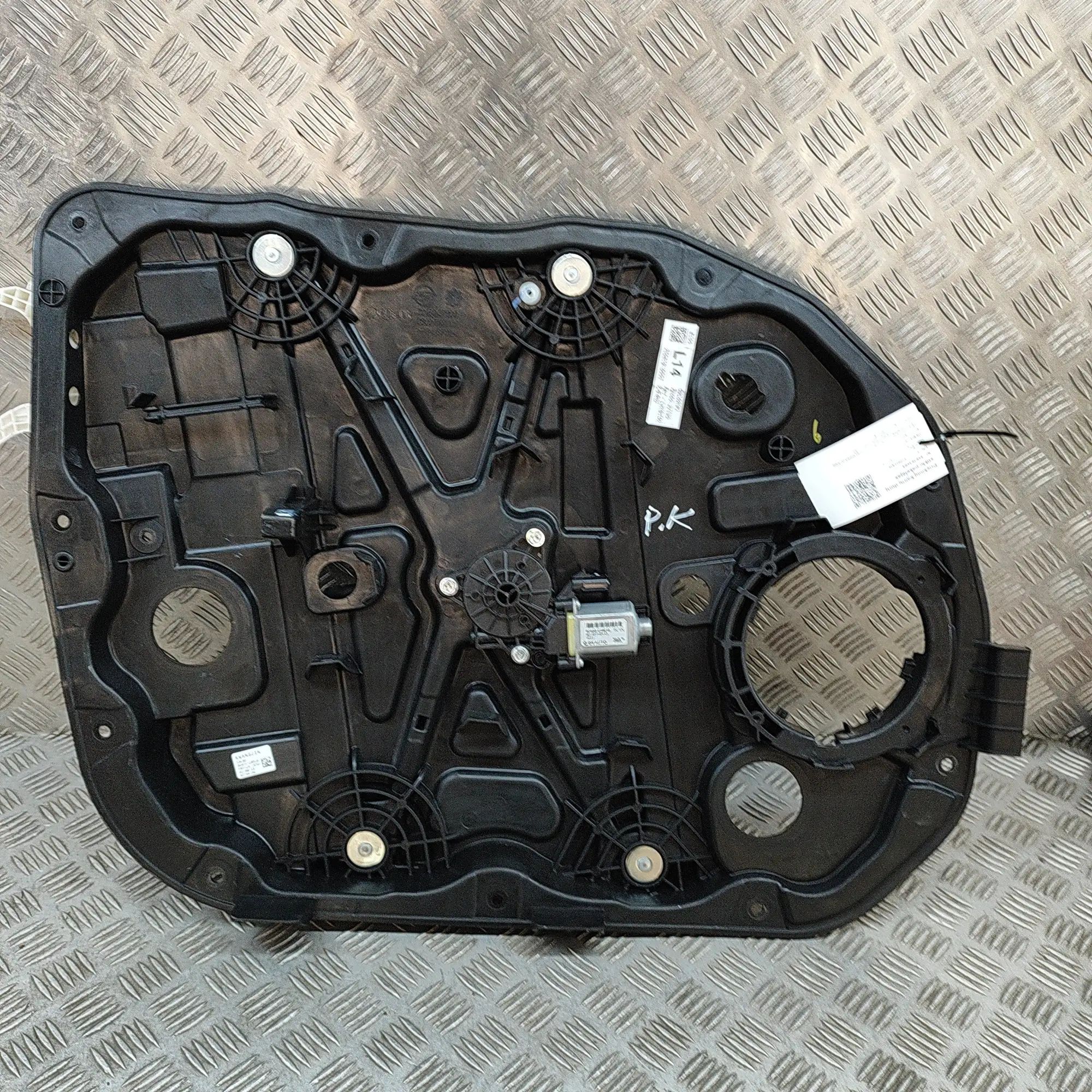 Ssangyong Korando Front Left Door Window Regulator Front Left Door Window Regulator — SSANGYONG KO...