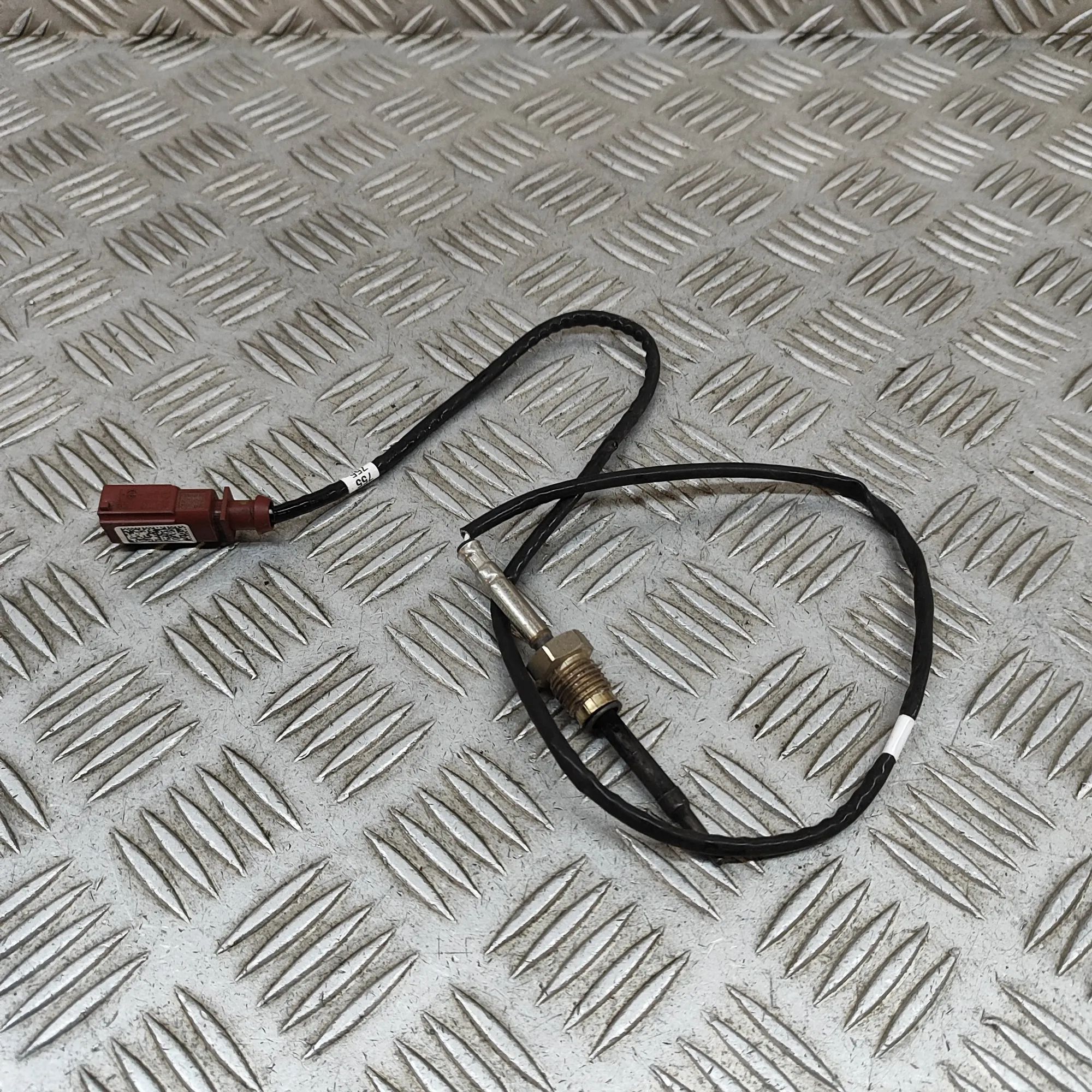 Volkswagen Transporter (T6, Caravelle, Multivan) lämpötila-anturi Temperature Sensor — VW TRANSPORTER (VI T6 Van ...