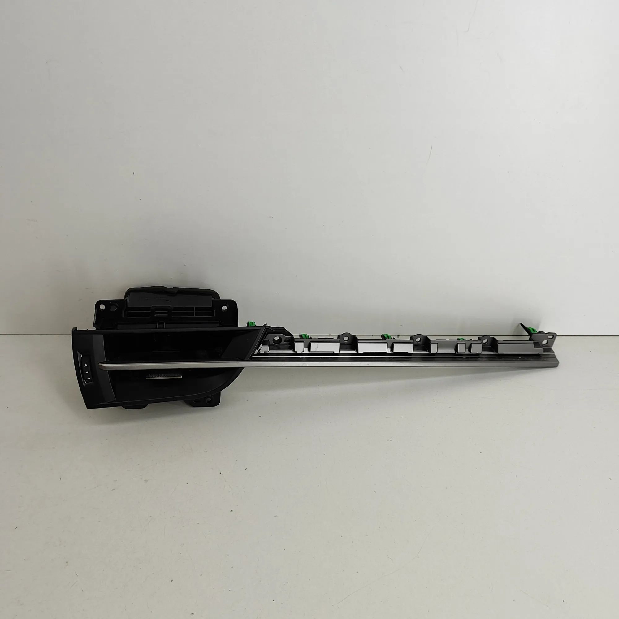 Lexus RX Dashboard Air Vents Dashboard Air Vents — LEXUS RX (_LA1_, _LH1_) (...