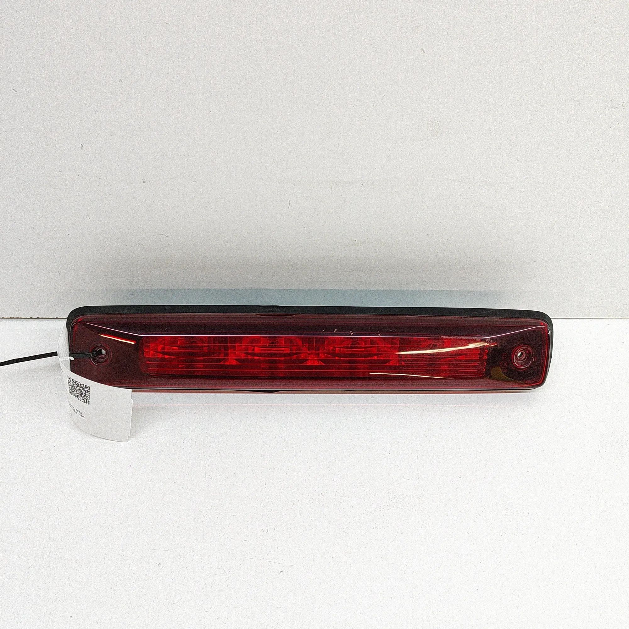 Isuzu D-Max Rear Third Brake Stop Light Rear Third Brake Stop Light — ISUZU D-MAX (II T...
