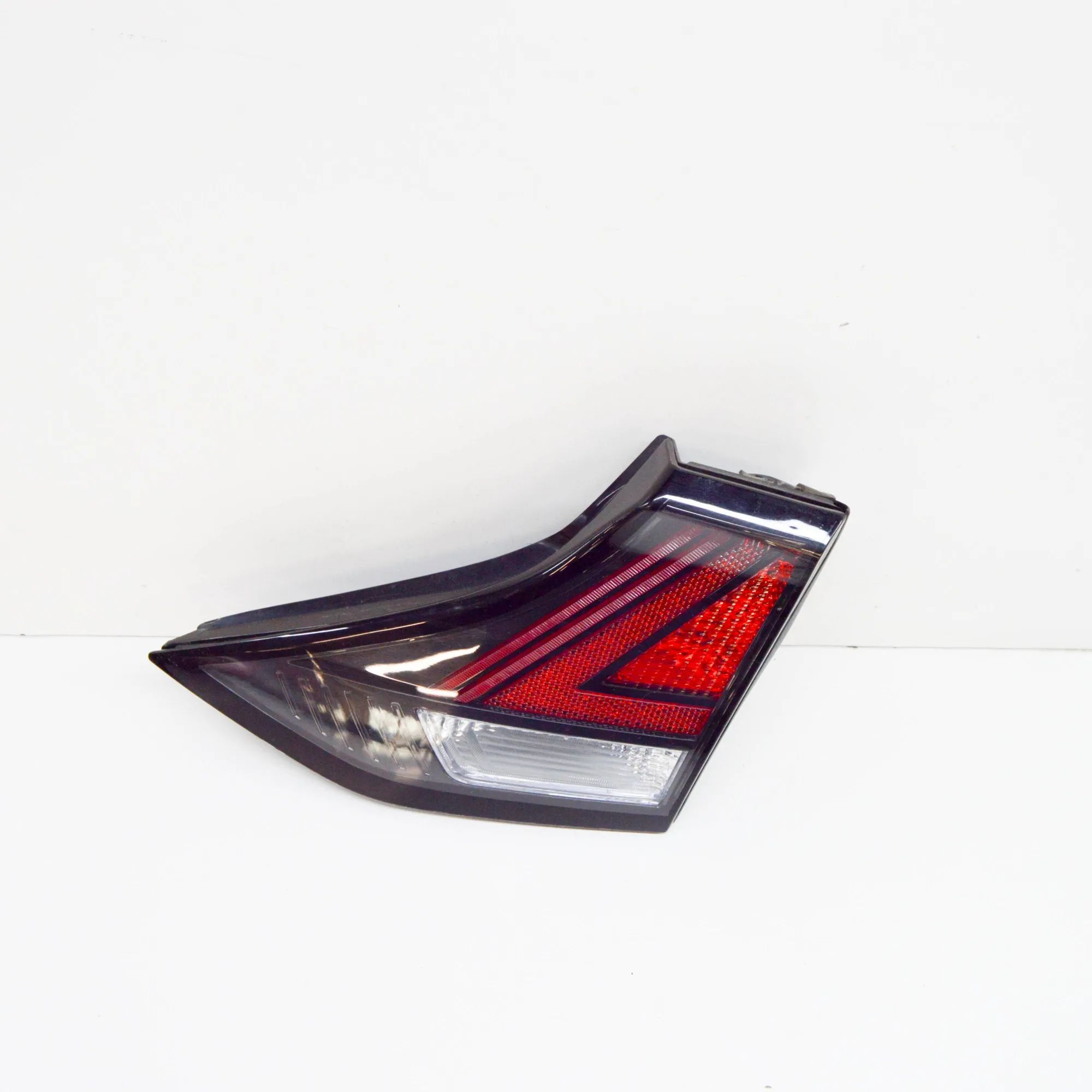 Hyundai Ioniq Right Side Tailgate Tail Light Right Side Tailgate Tail Light — HYUNDAI IONIQ ...