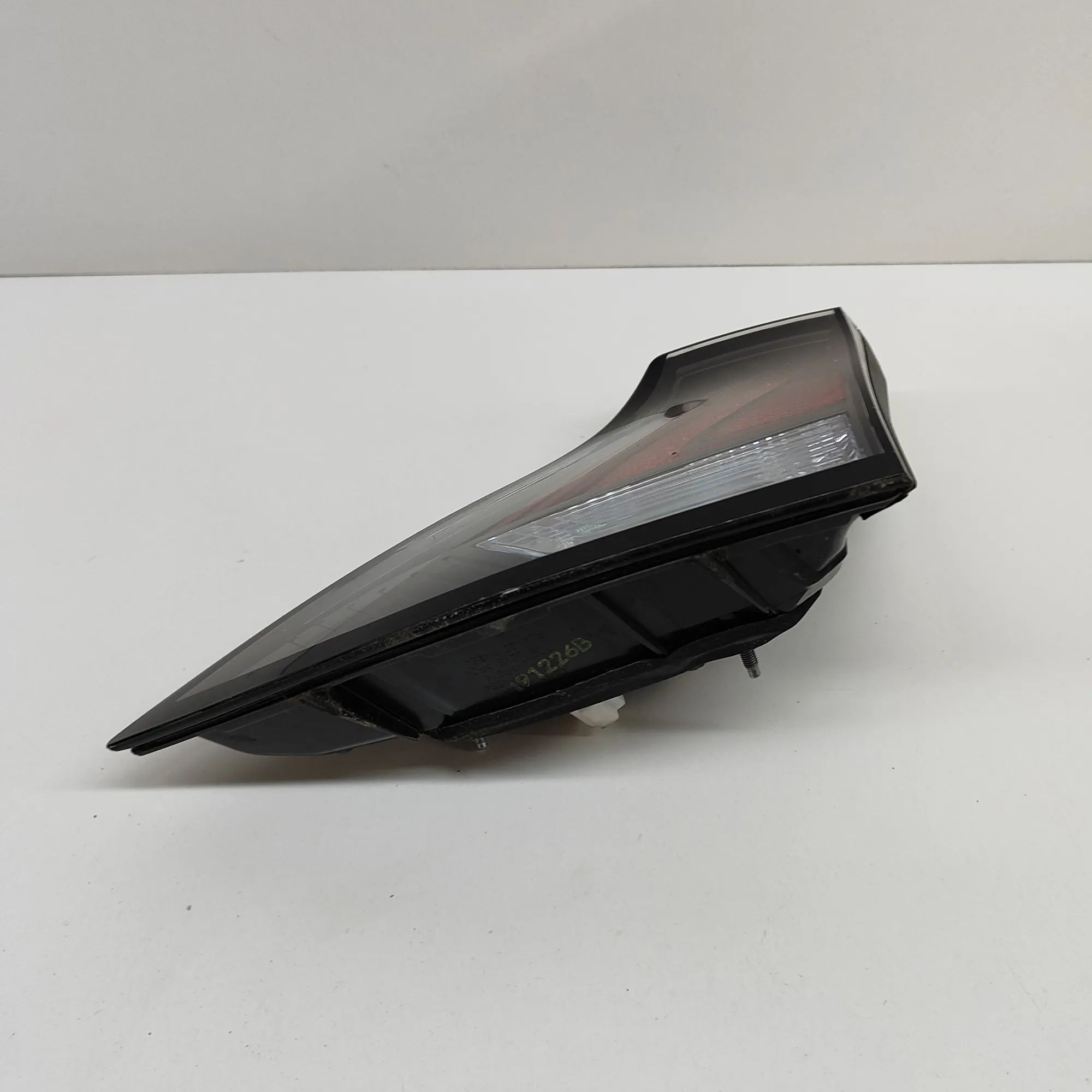 Hyundai Ioniq Right Side Tailgate Tail Light Right Side Tailgate Tail Light — HYUNDAI IONIQ ...