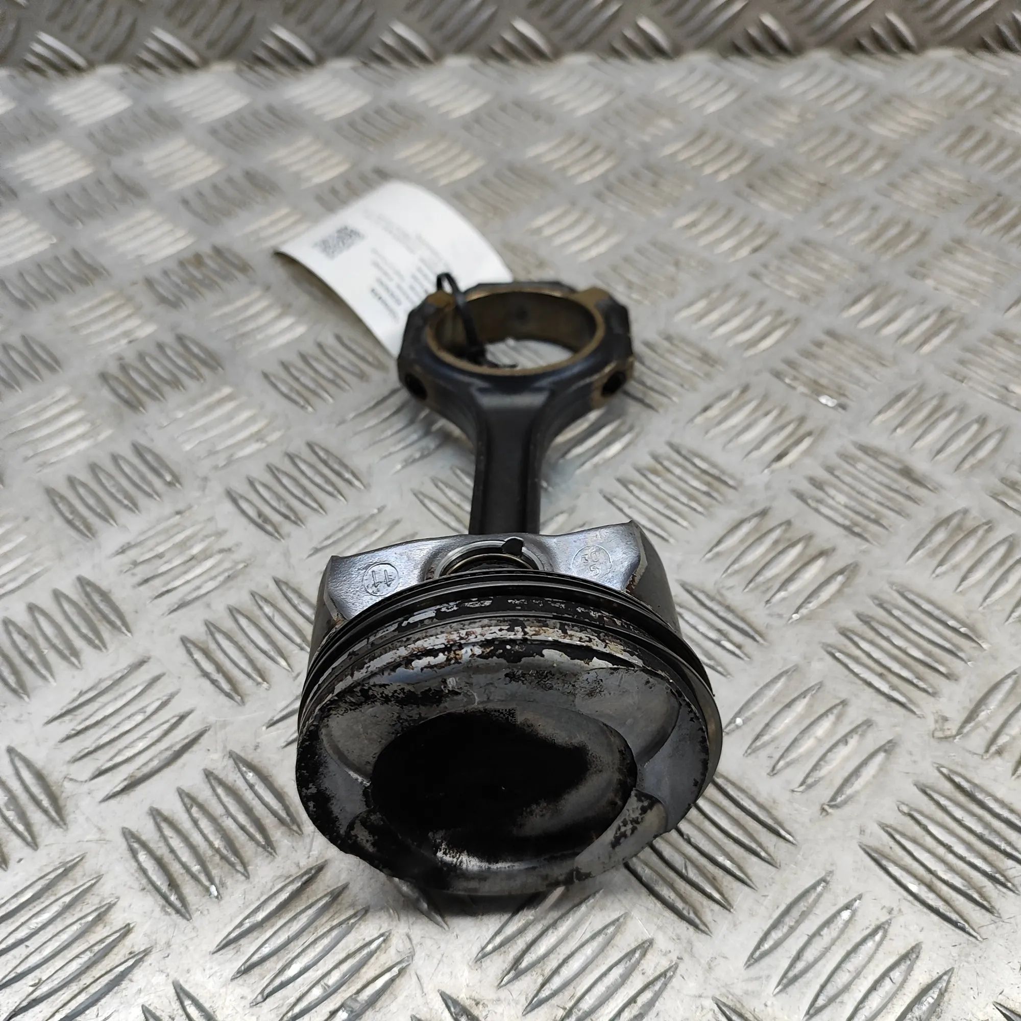 Mercedes-Benz ML / GLE (W166) Piston Piston — MERCEDES BENZ GLE (Coupe C292) (2015-....