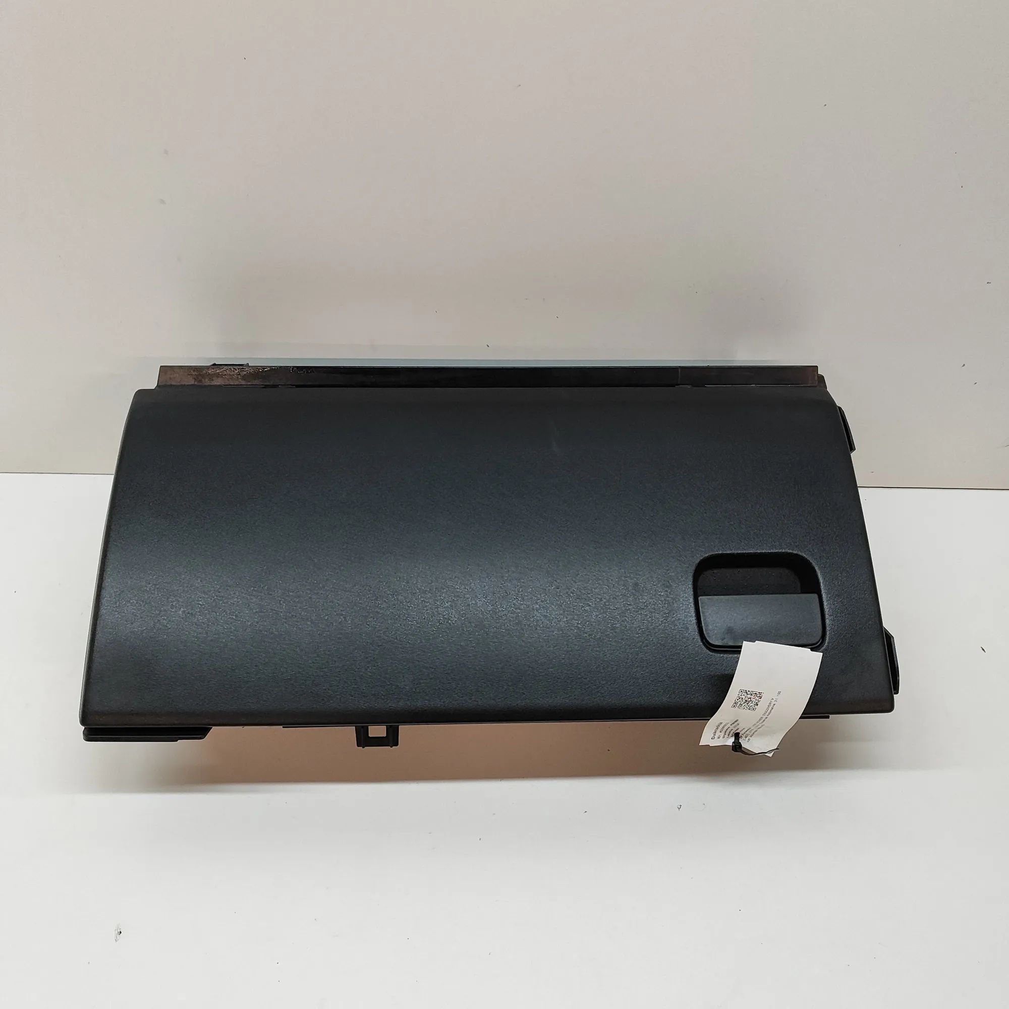 Land Rover Discovery Glove Compartment Glove compartment — LAND ROVER DISCOVERY (V L46...