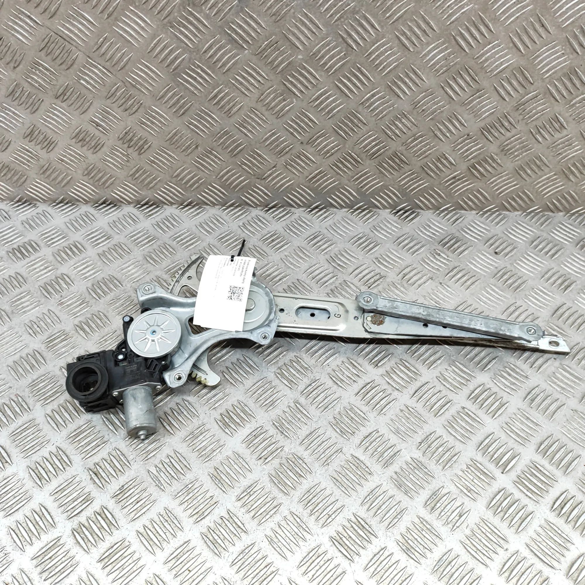 Lexus GS Front Left Door Window Regulator Front Left Door Window Regulator — LEXUS GS (_L...