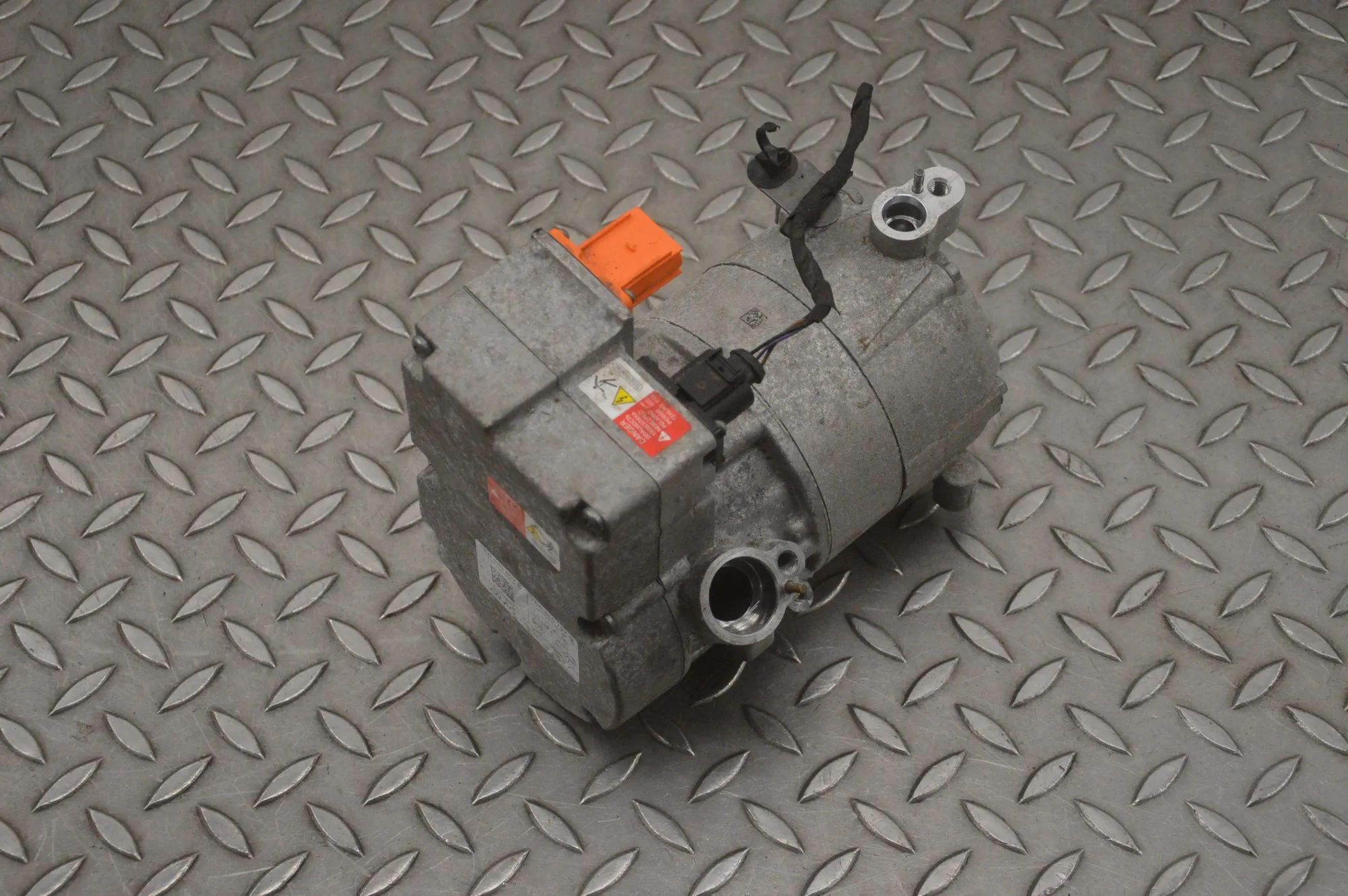 Skoda Enyaq Air-conditioning compressor Air-conditioning compressor — SKODA ENYAQ (iV S...