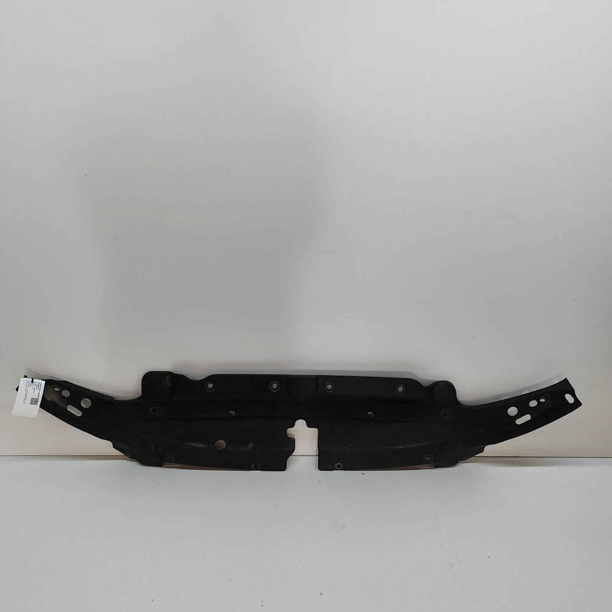 Toyota Land Cruiser 150 Slam Panel Frame Plastic Trim Slam Panel Frame Plastic Trim — TOYOTA LAND CRU...