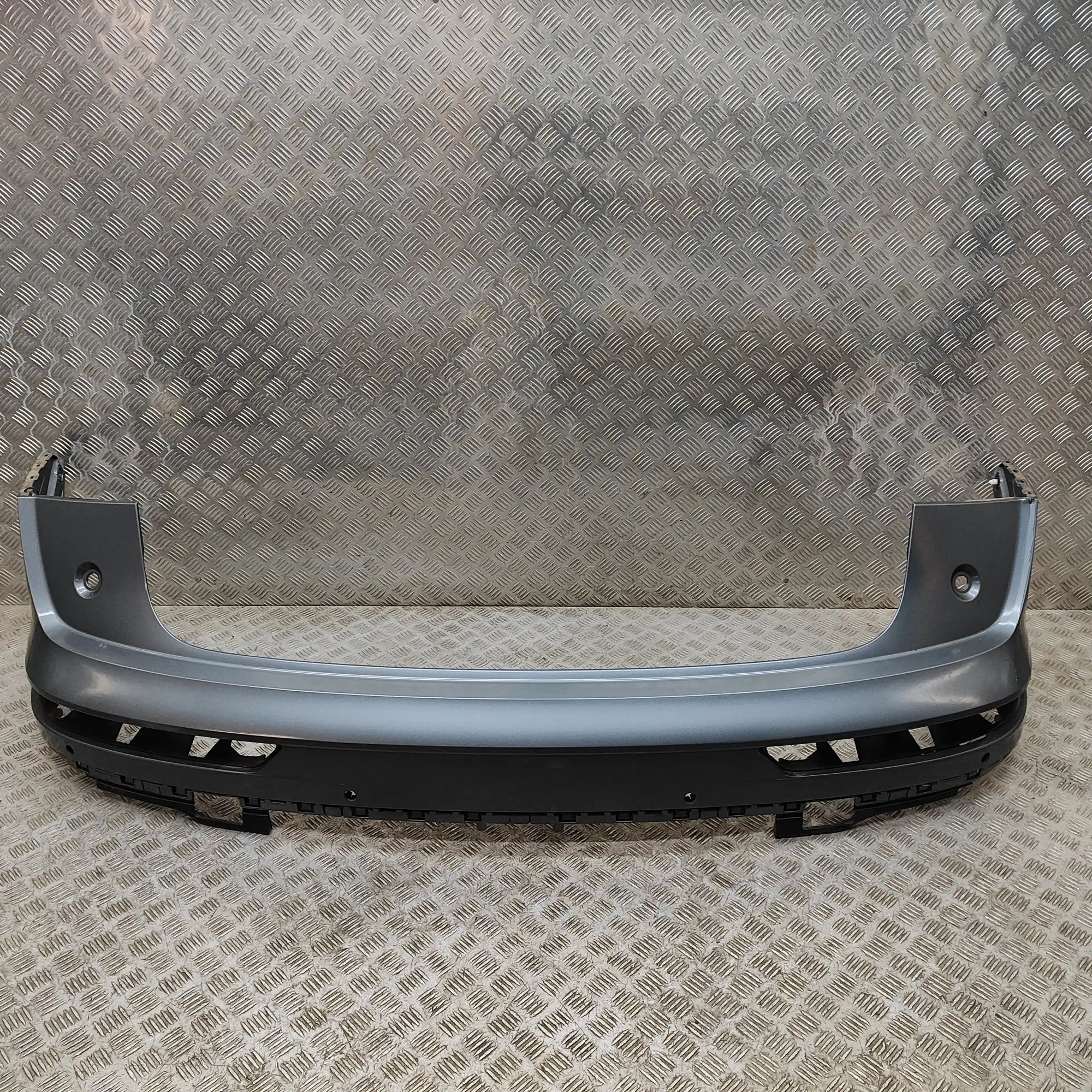 Audi Q5 (FY) Rear Bumper Center Molding Rear Bumper Center Molding — AUDI Q5 (FY) (2016...