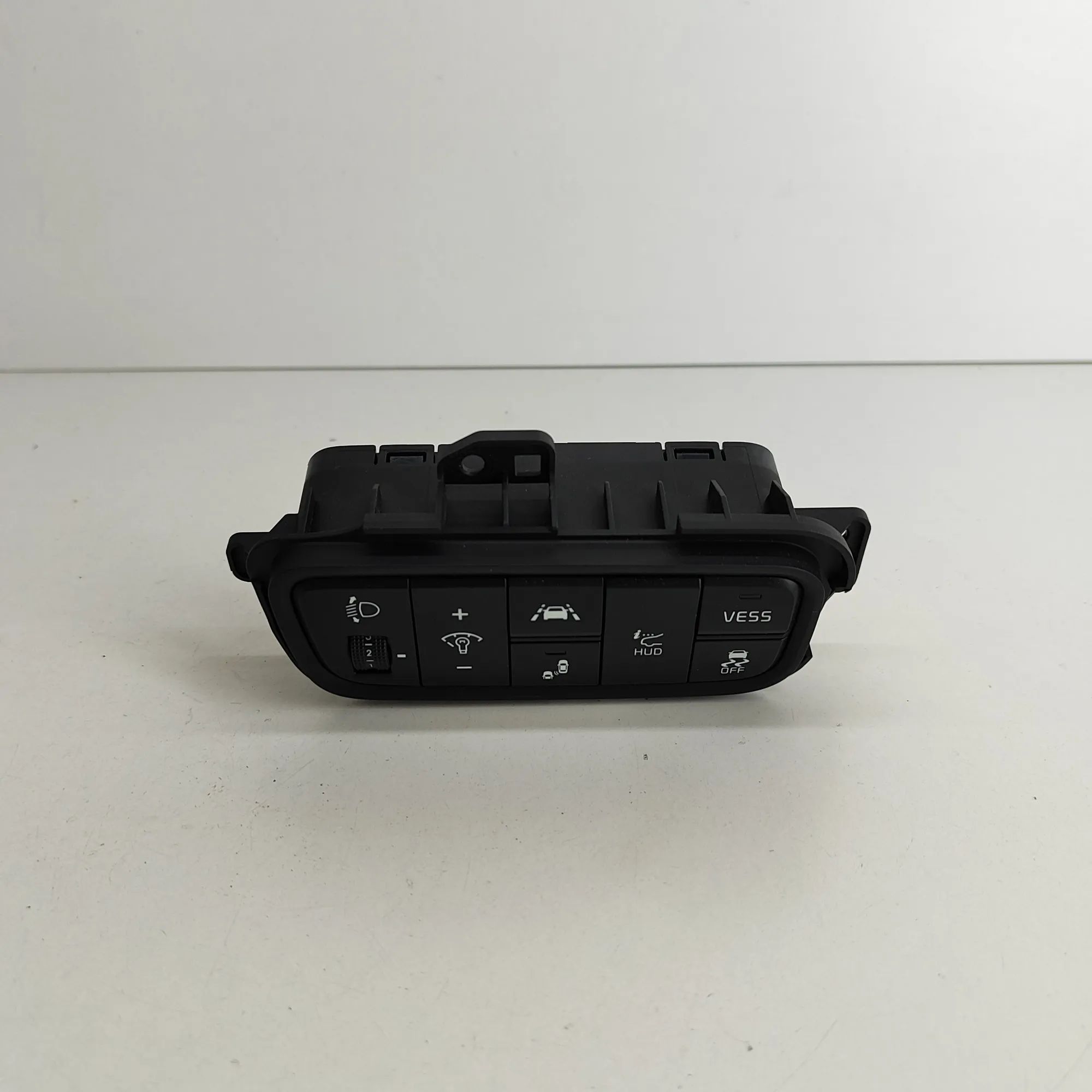 Kia Soul Button Switch Panel Button Switch Panel — KIA SOUL (III SK3) (2019-...