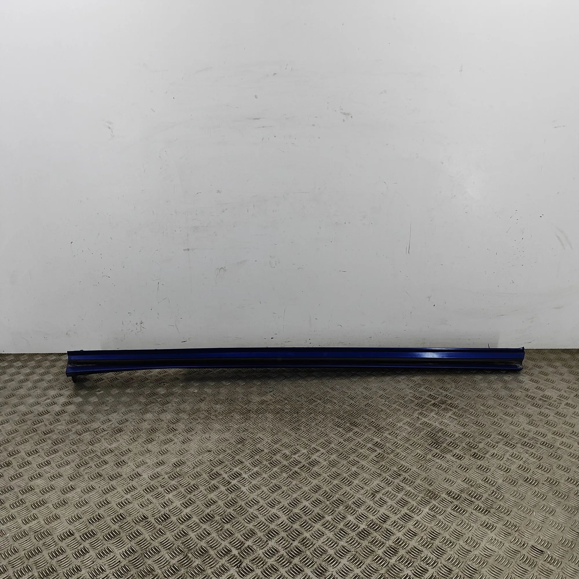 Kia EV6 Right Side Plastic Sideskirt Cover Right Side Plastic Sideskirt Cover — KIA EV6 (C...