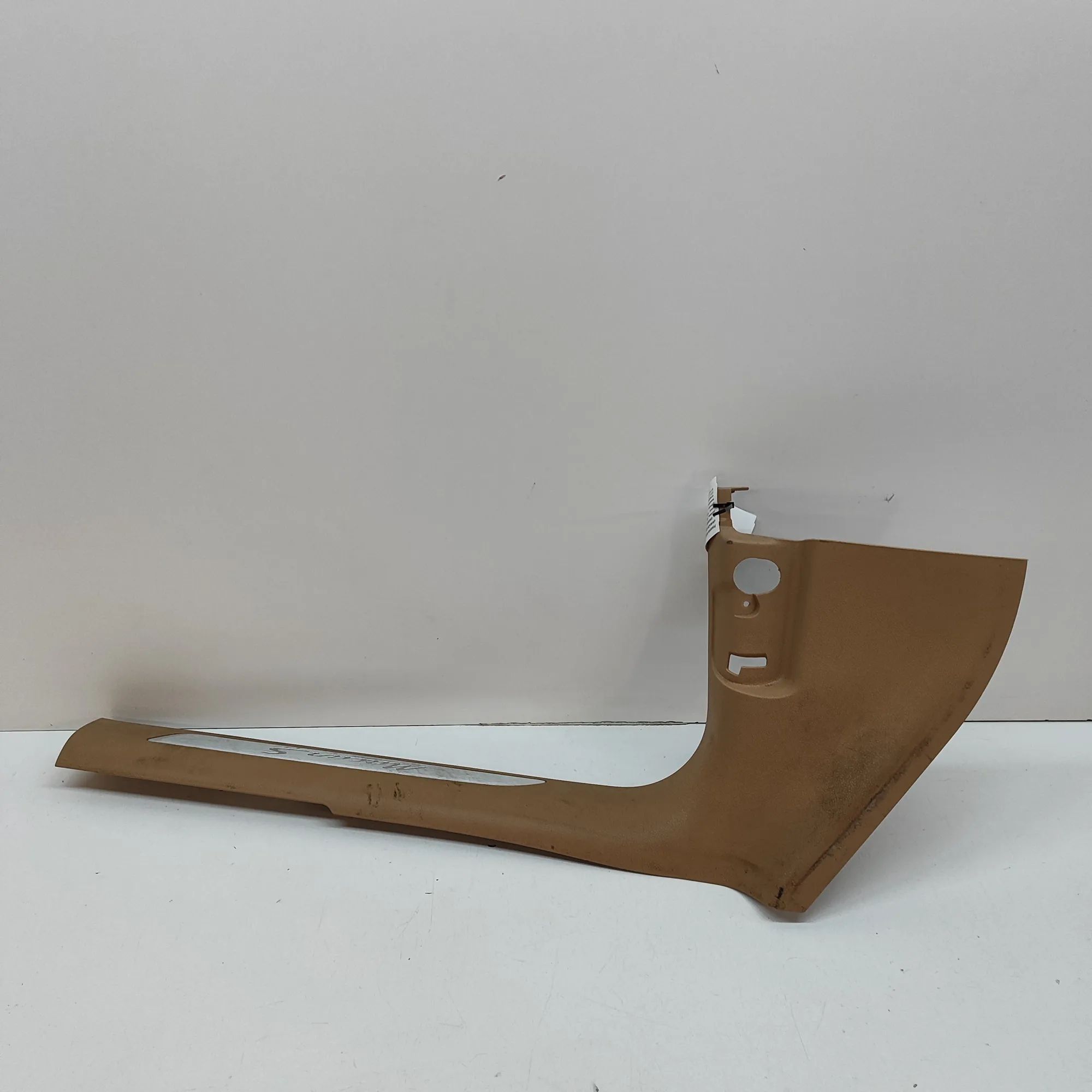 Porsche Macan Interior sill trim — front left Interior sill trim — front left — PORSCHE MACAN...