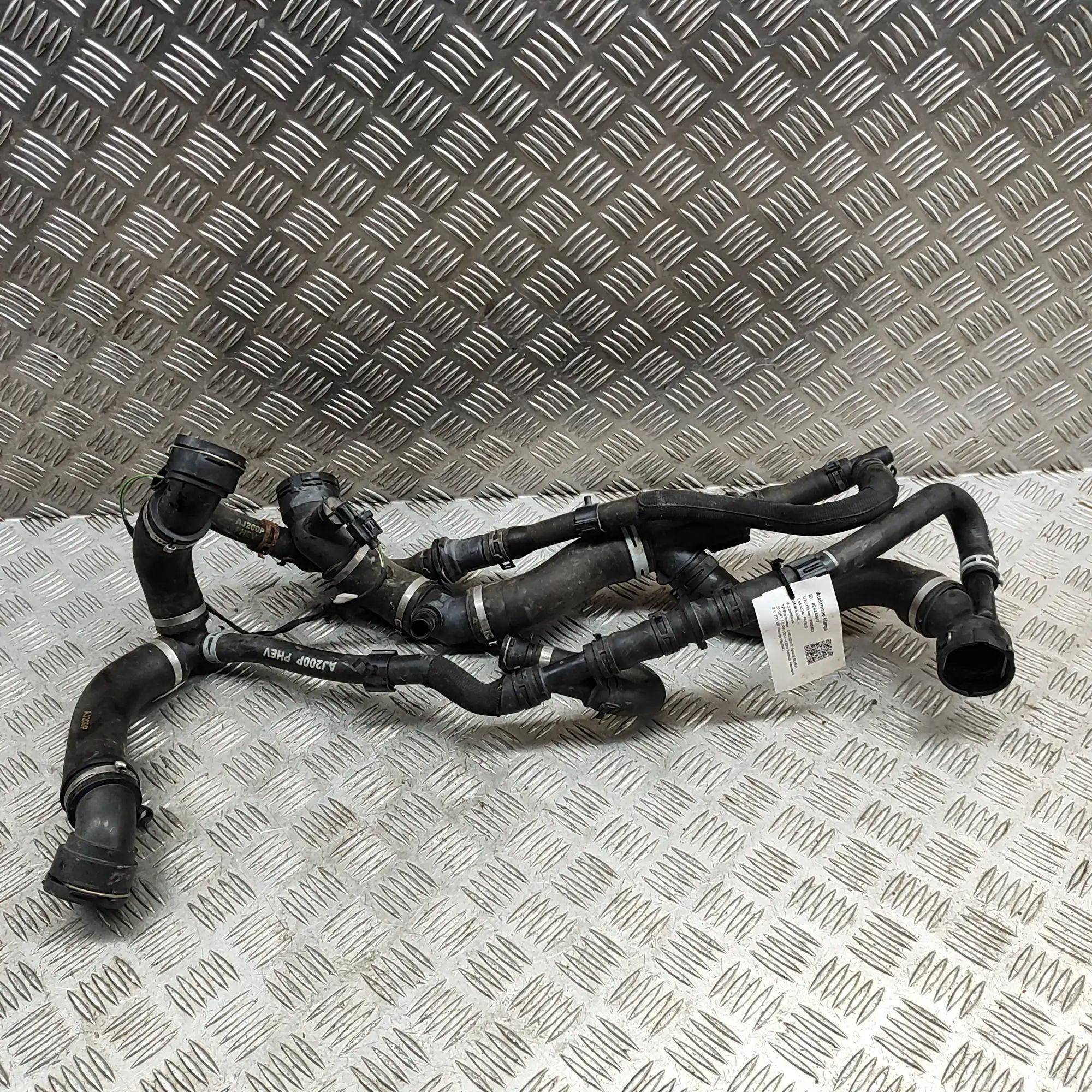 Land Rover Range Rover Sport (L494) Шланг системы охлаждения Coolant hose — LAND ROVER RANGE ROVER SPORT (II...