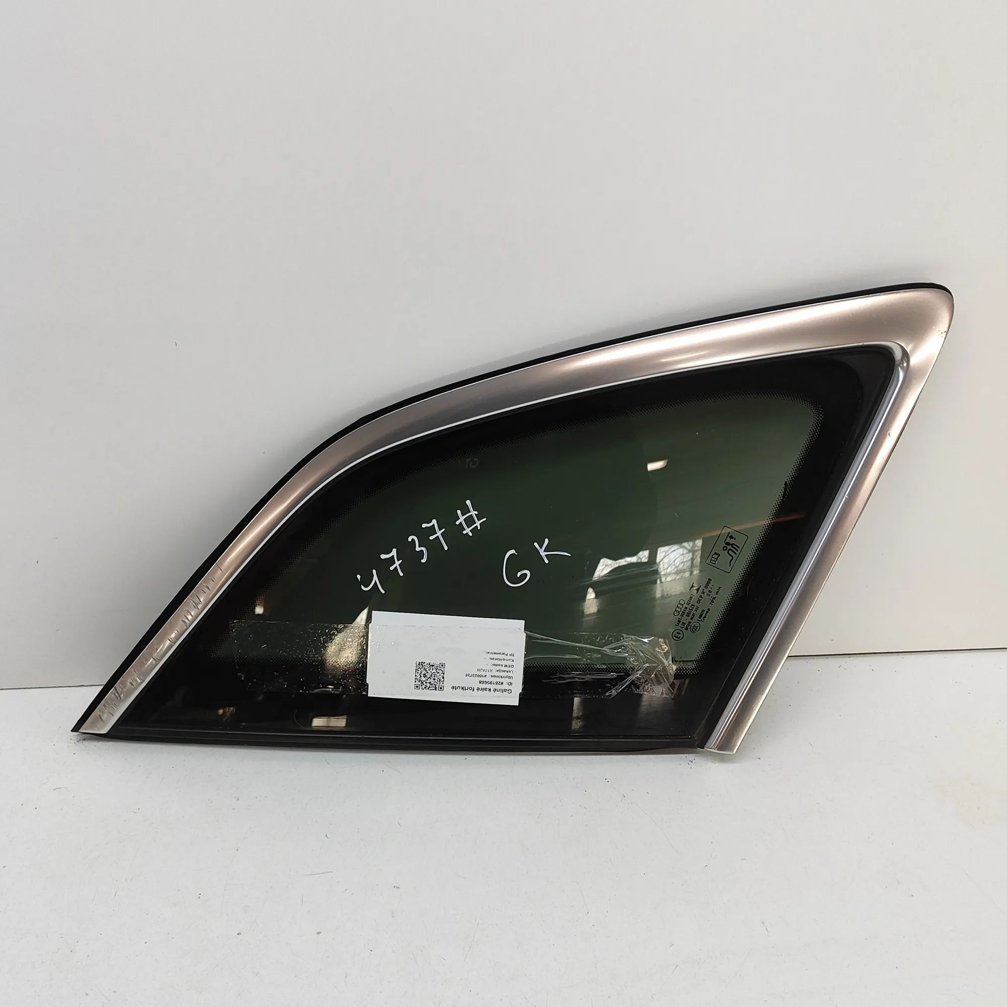 Audi Q5 (FY) Rear Left Quarter Window Rear Left Quarter Window — AUDI Q5 (FY) (2016-....