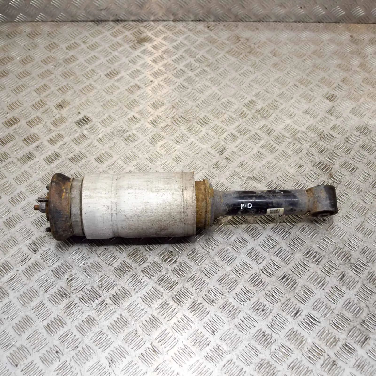 Land Rover Discovery Shock absorber — front right Shock absorber — front right — LAND ROVER DISCO...