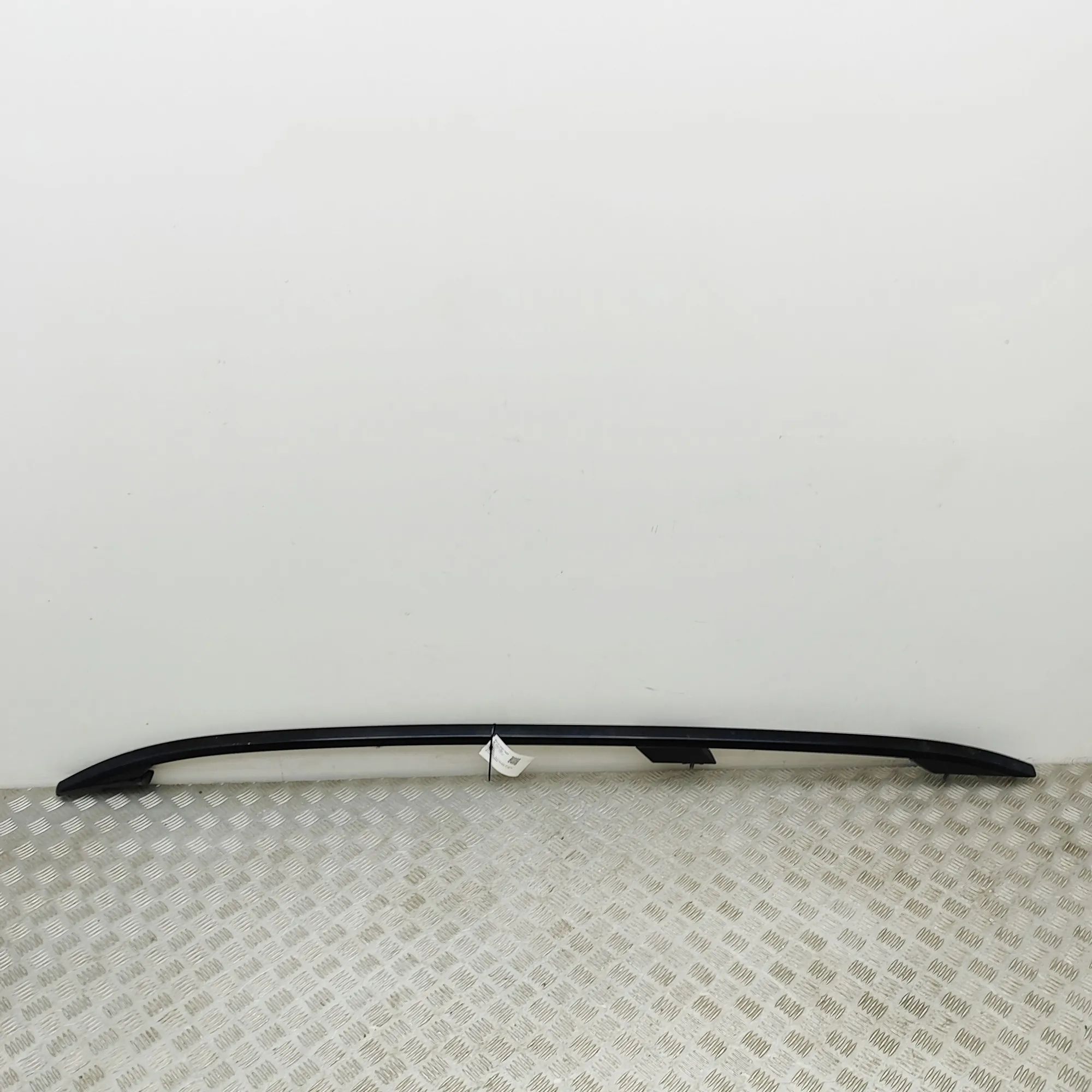 Mercedes-Benz ML / GLE (W166) Left Side Roof Rail Left Side Roof Rail — MERCEDES BENZ GLE (W166) ...