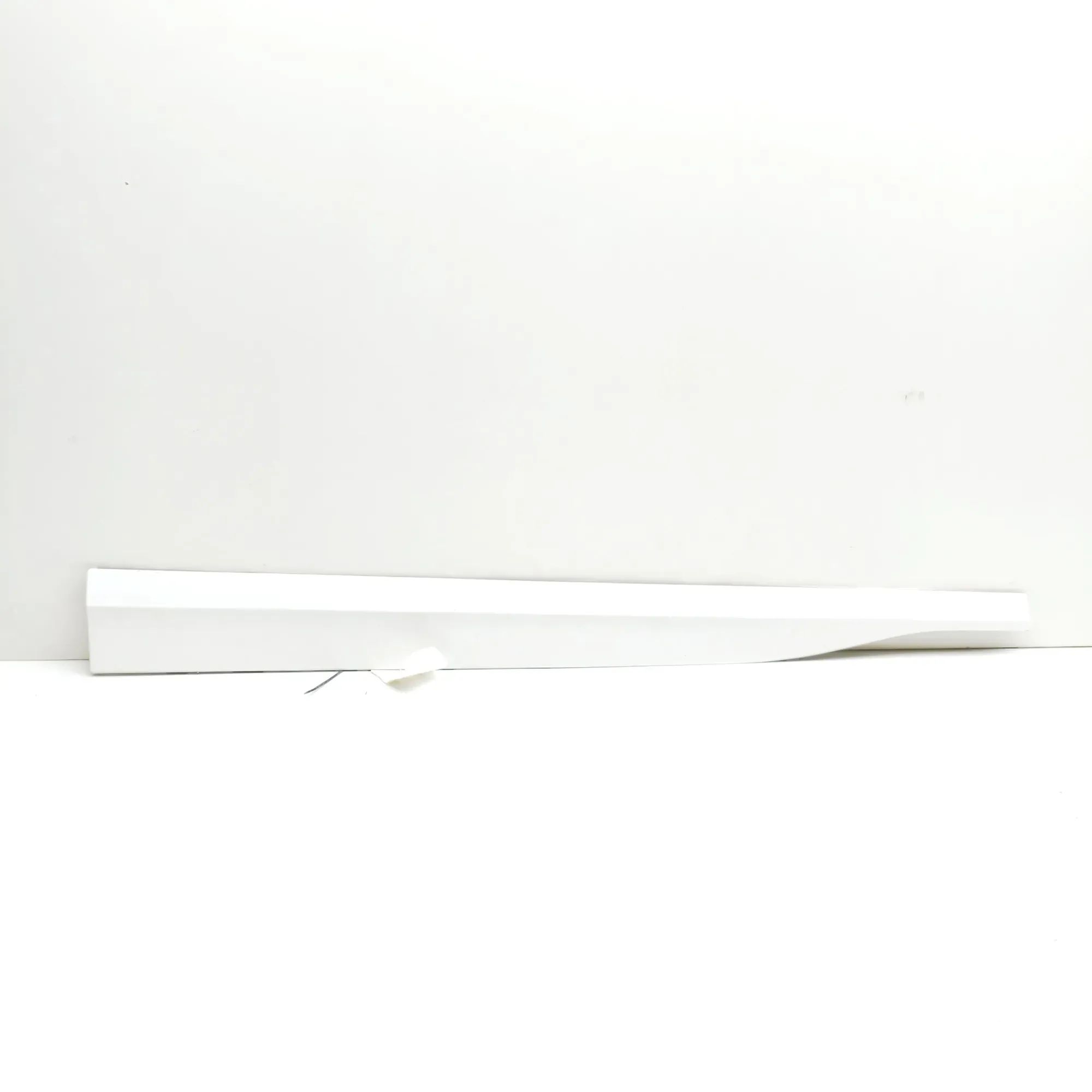 Hyundai Kona Front Left Door Lower Molding Front Left Door Lower Molding — HYUNDAI KONA (2...