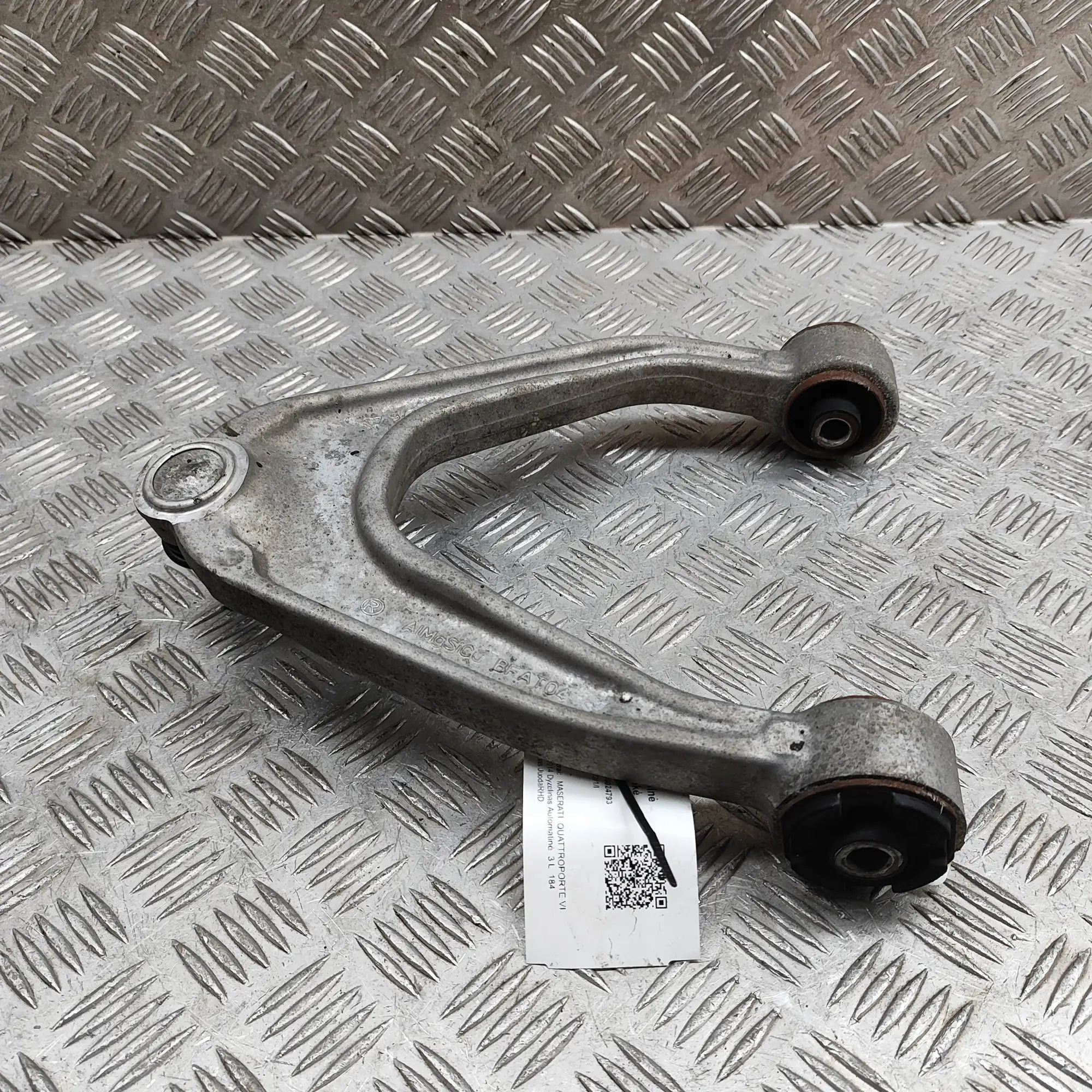 Maserati Quattroporte Front Right Upper Control Arm Front Right Upper Control Arm — MASERATI QUATTR...