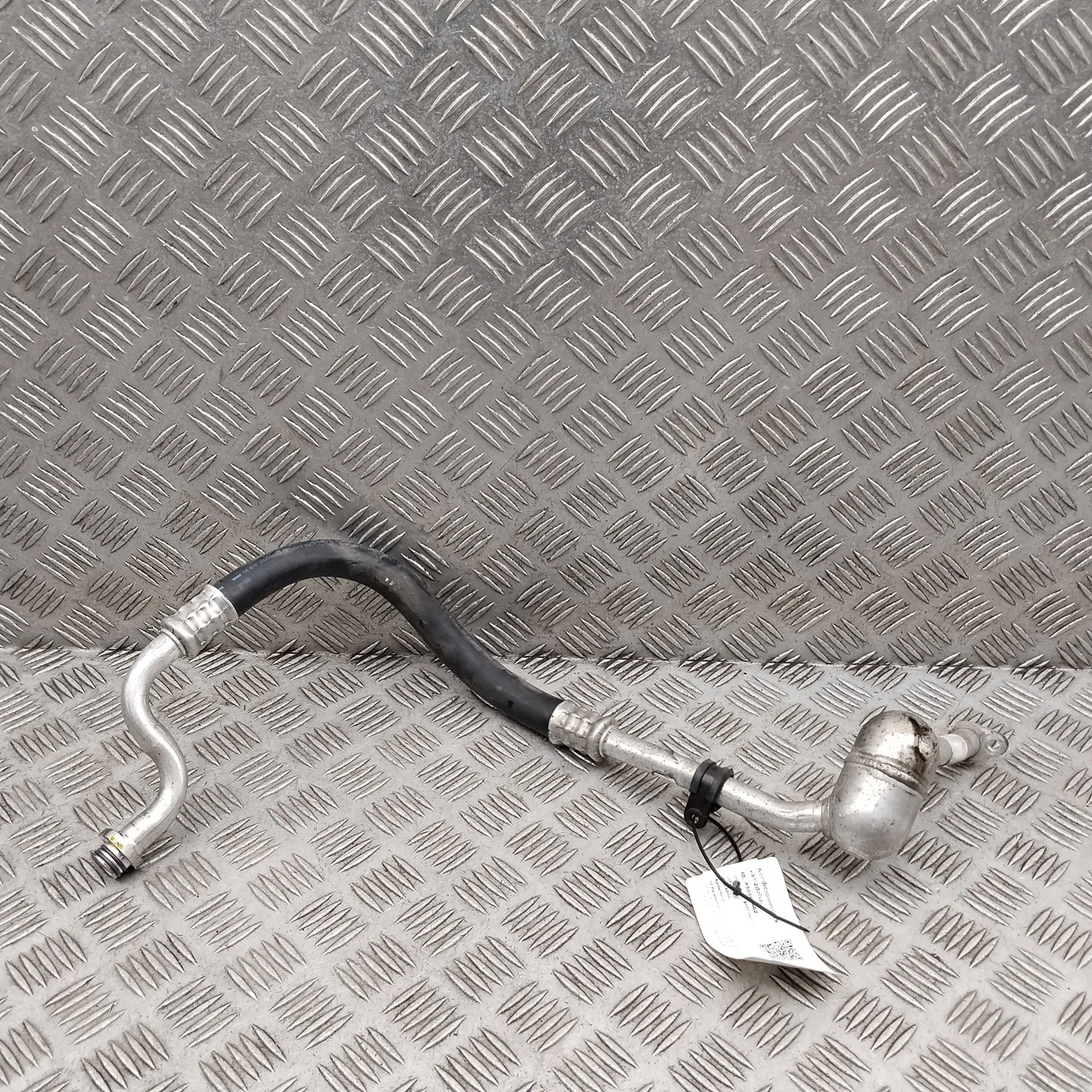Land Rover Range Rover Sport (L494) A/C Air Con Hose Pipe A/C Air Con Hose Pipe — LAND ROVER RANGE ROVER ...