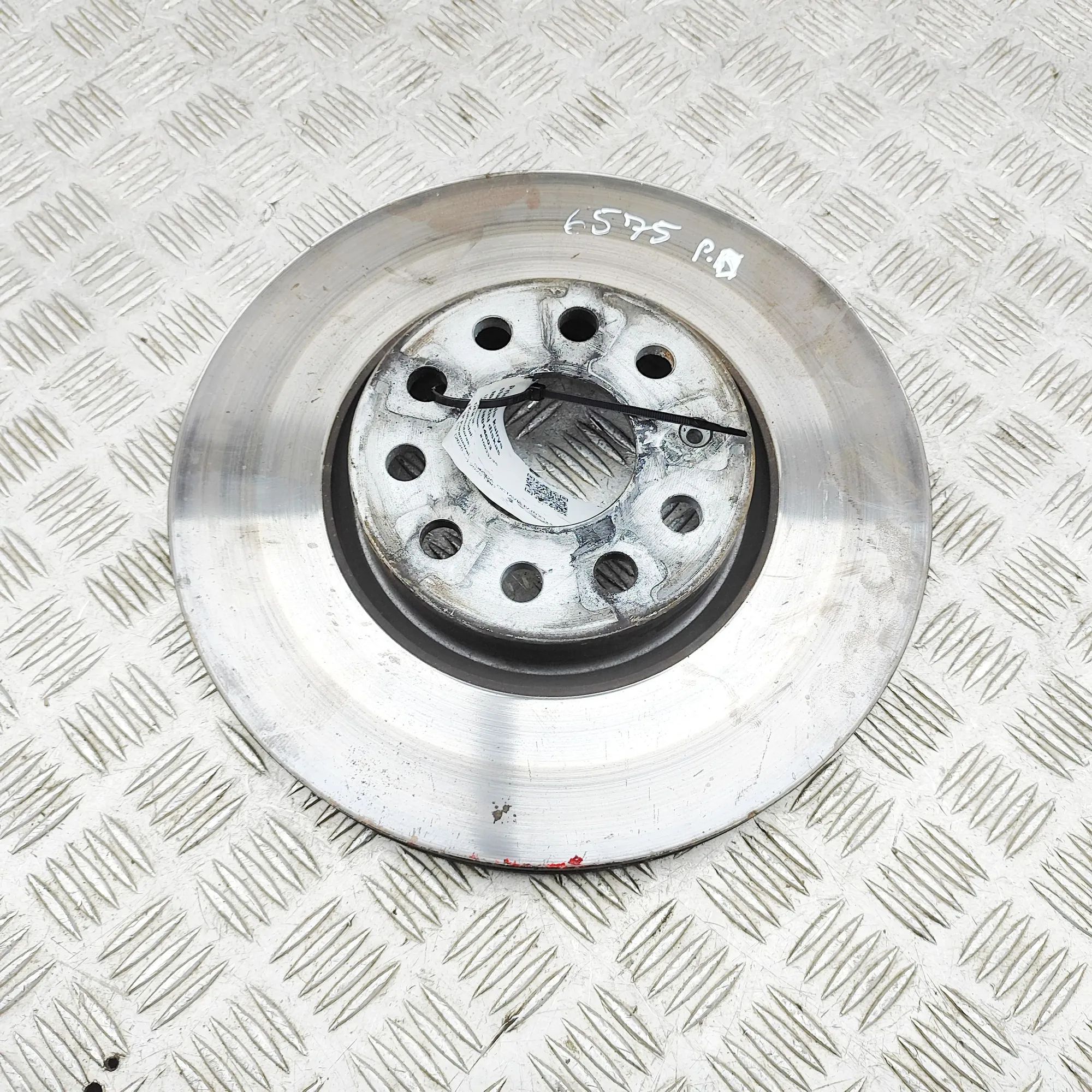 Skoda Octavia Front Left Brake Disc Front Left Brake Disc — SKODA OCTAVIA (IV Combi...