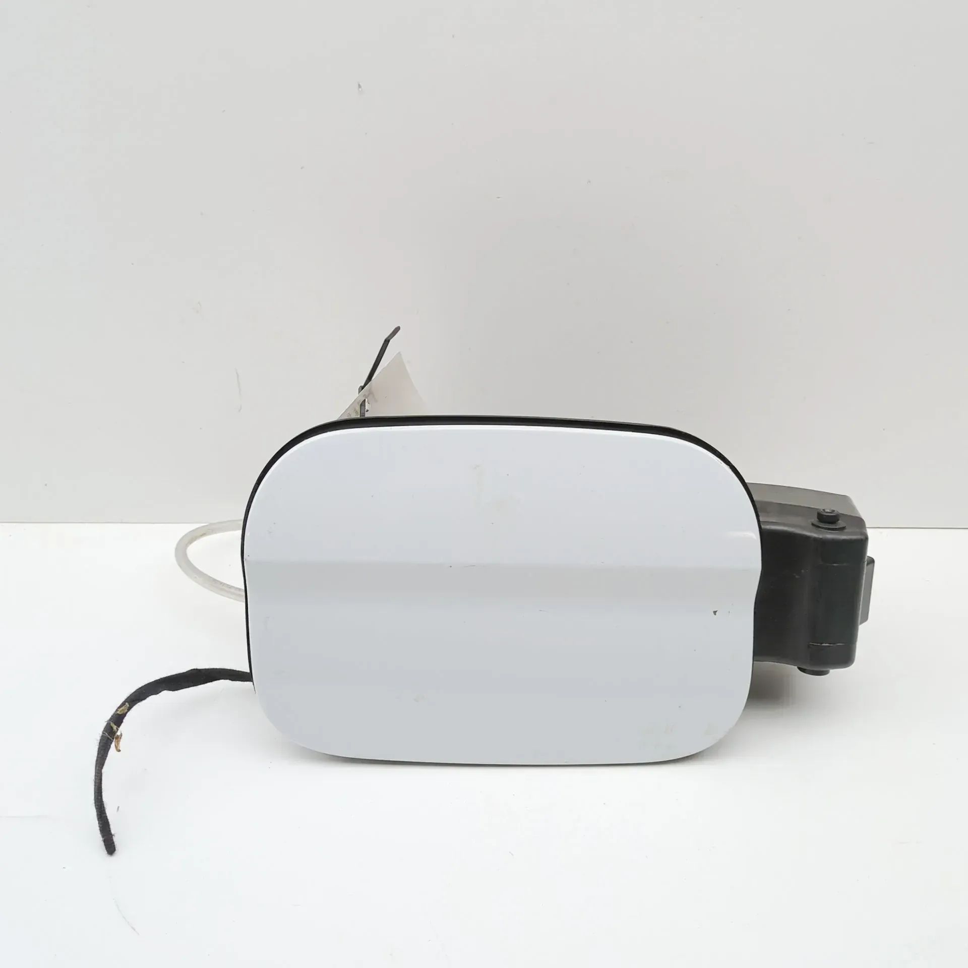Skoda Octavia Fuel Tank Flap Cap Fuel Tank Flap Cap — SKODA OCTAVIA (IV Combi NX...