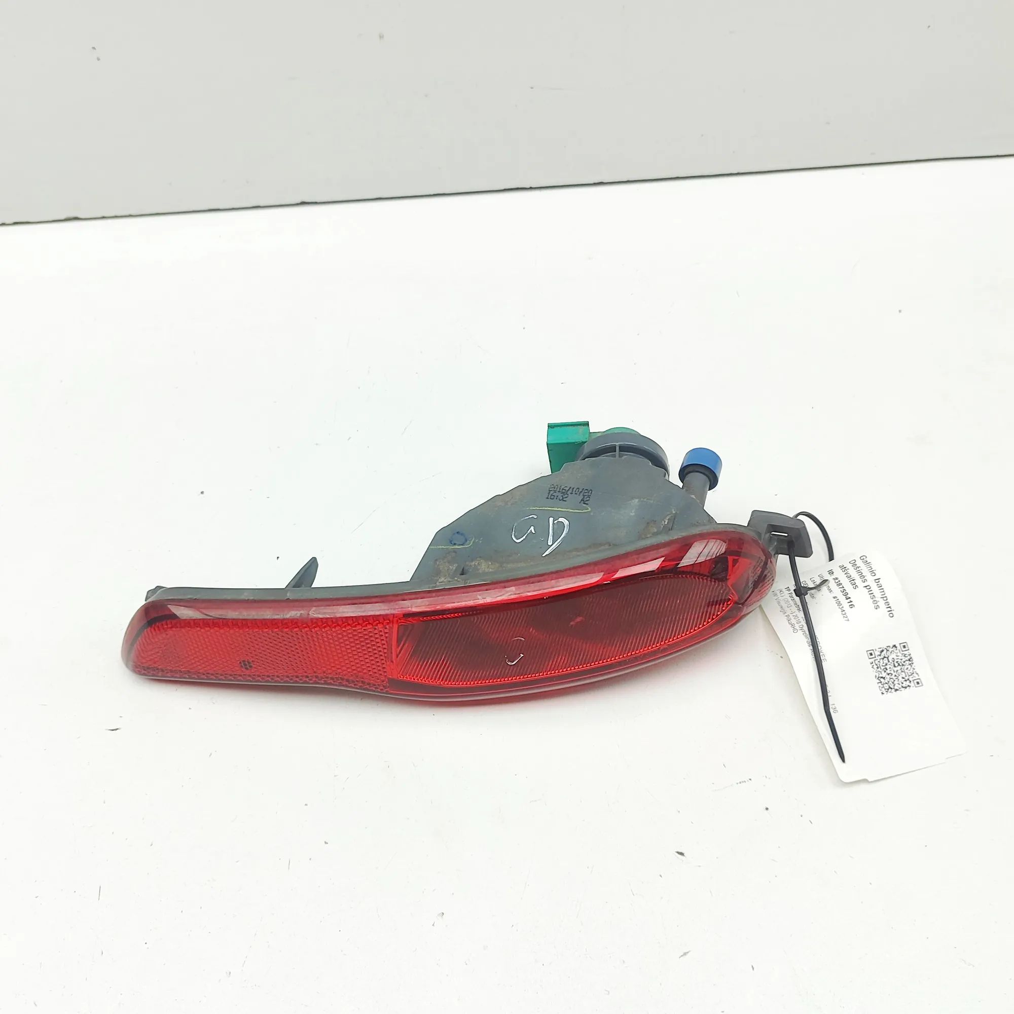Jeep Cherokee (KL) Bumper reflector — rear right Bumper reflector — rear right — JEEP CHEROKEE (...