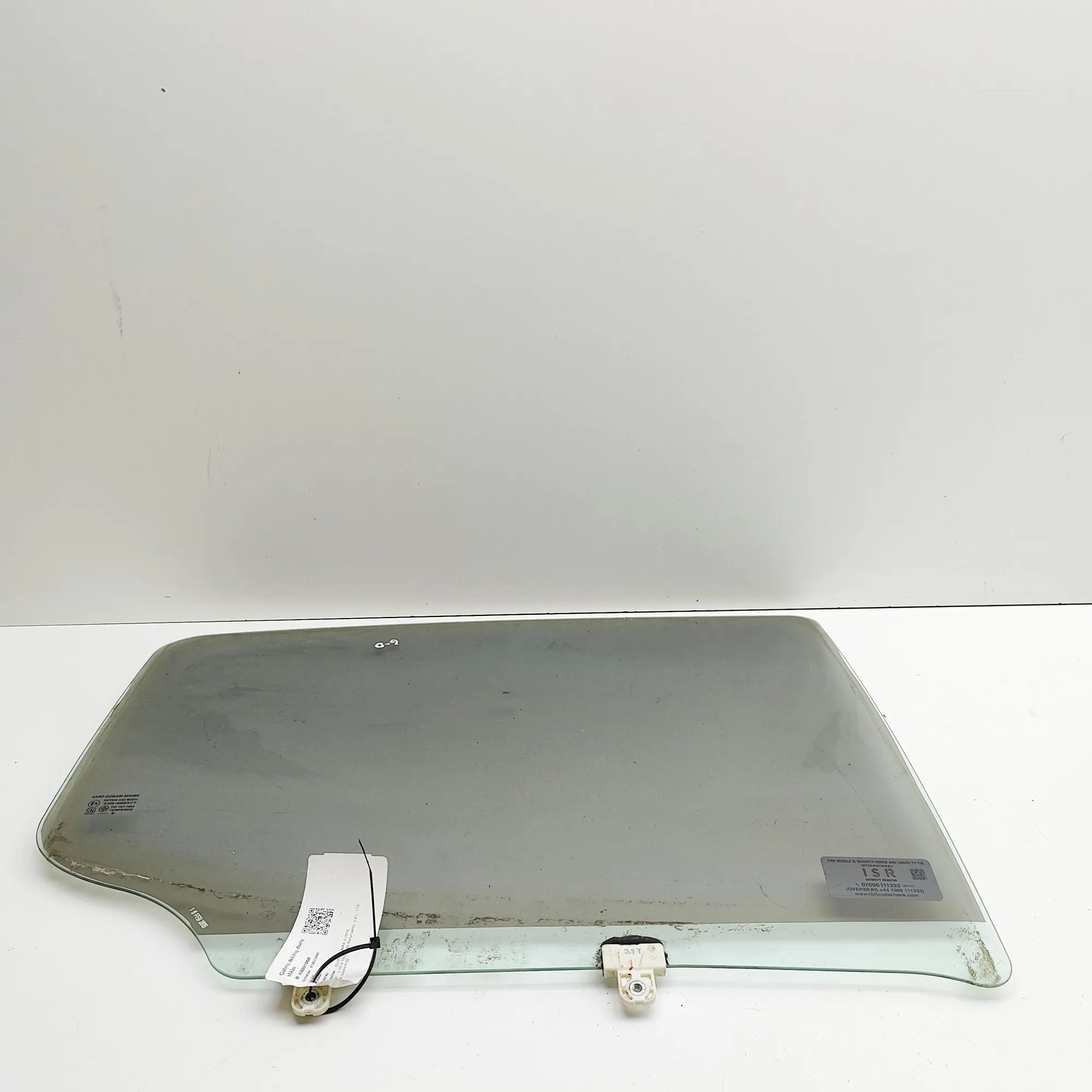 Isuzu D-Max Right rear door window Right rear door window — ISUZU D-MAX (II TFR, T...