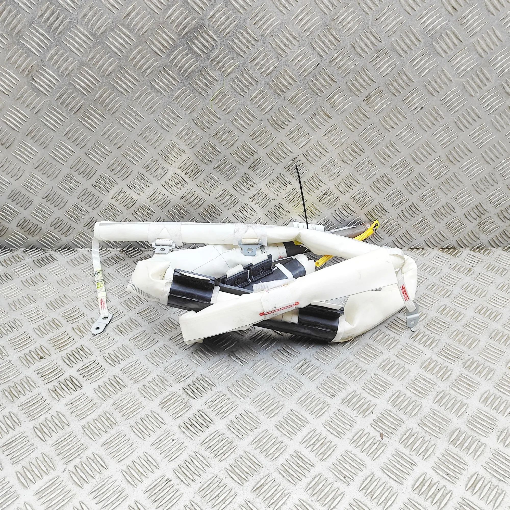 Hyundai Santa Fe Left Side Roof Safety Curtain SRS