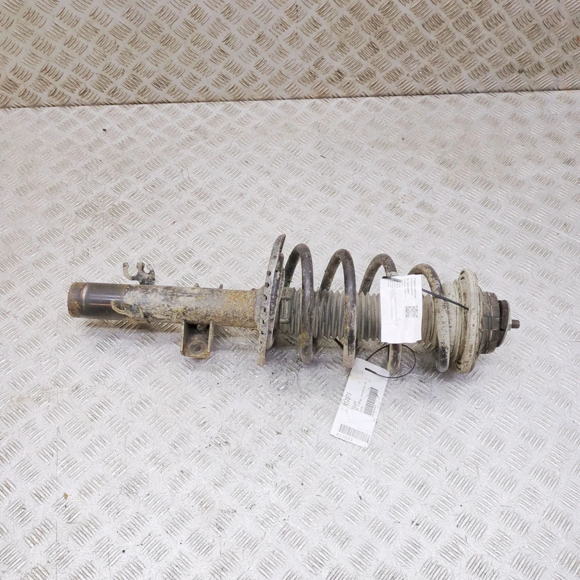 Volkswagen Transporter (T6, Caravelle, Multivan) Shock absorber — front right Shock absorber — front right — VW TRANSPORTER (...