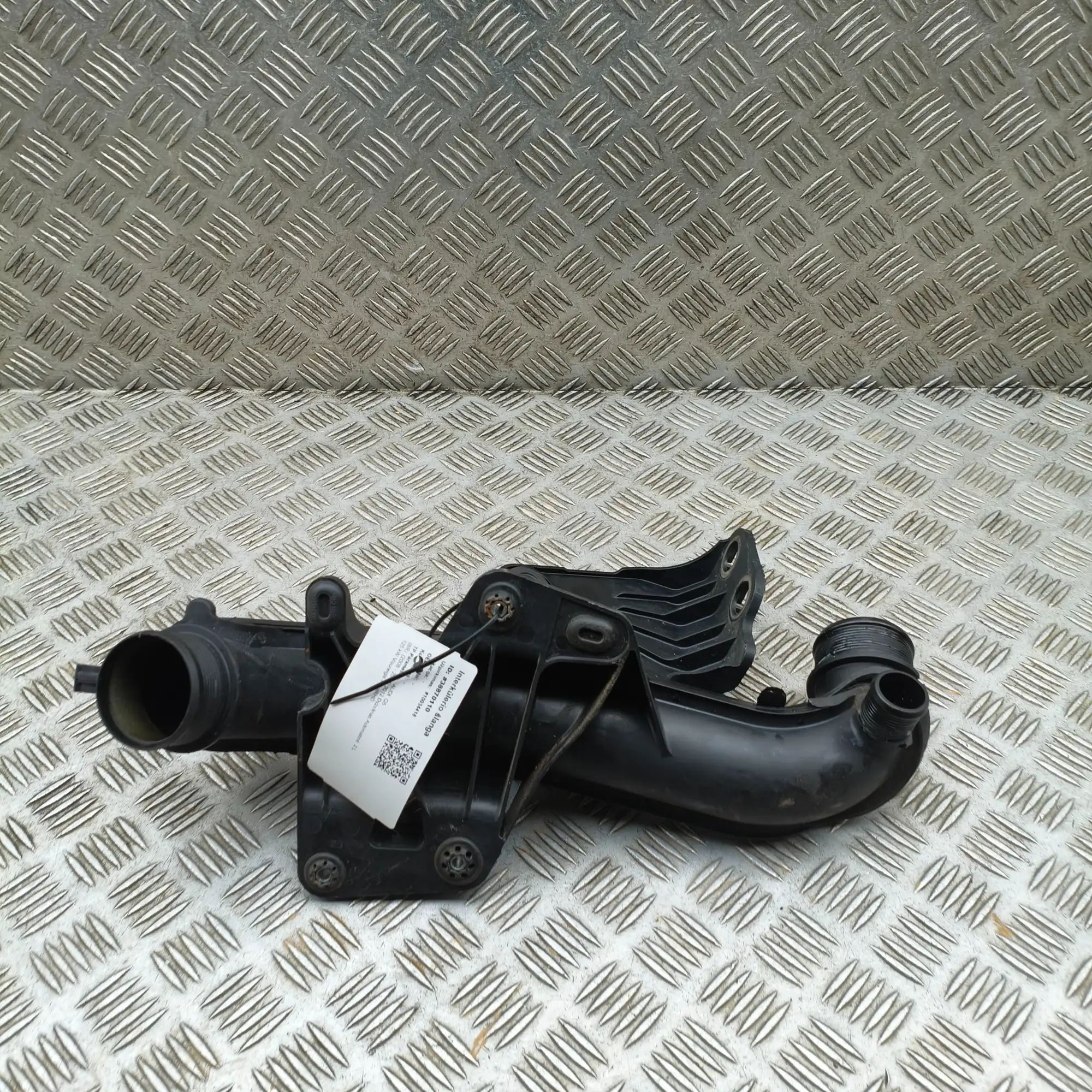 Audi Q5 (8R) Intercooler Hose Pipe Intercooler Hose Pipe — AUDI Q5 (8R) (2008-2017...