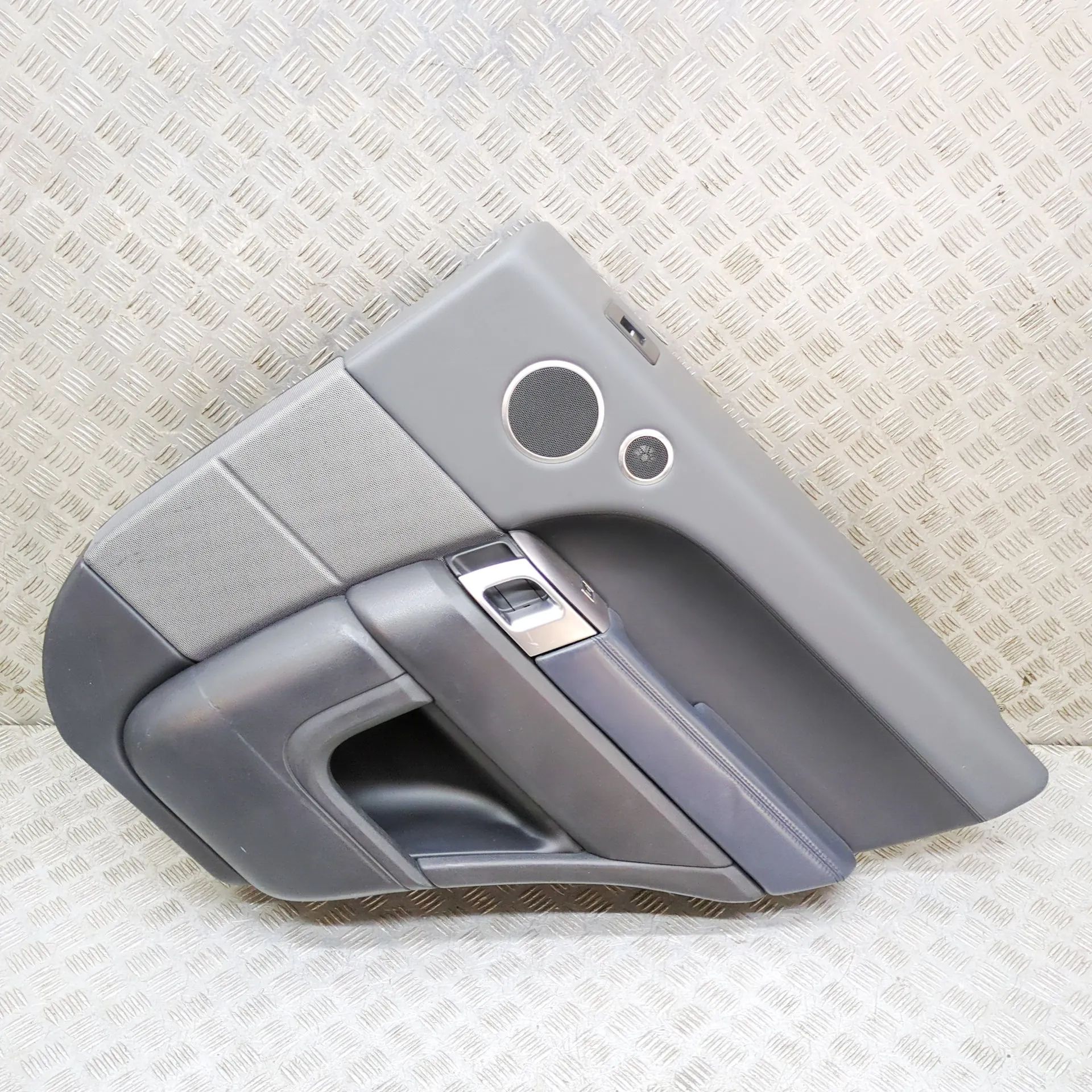 Land Rover Range Rover Sport (L494) Rear Right Door Panel Rear Right Door Panel — LAND ROVER RANGE ROVER ...