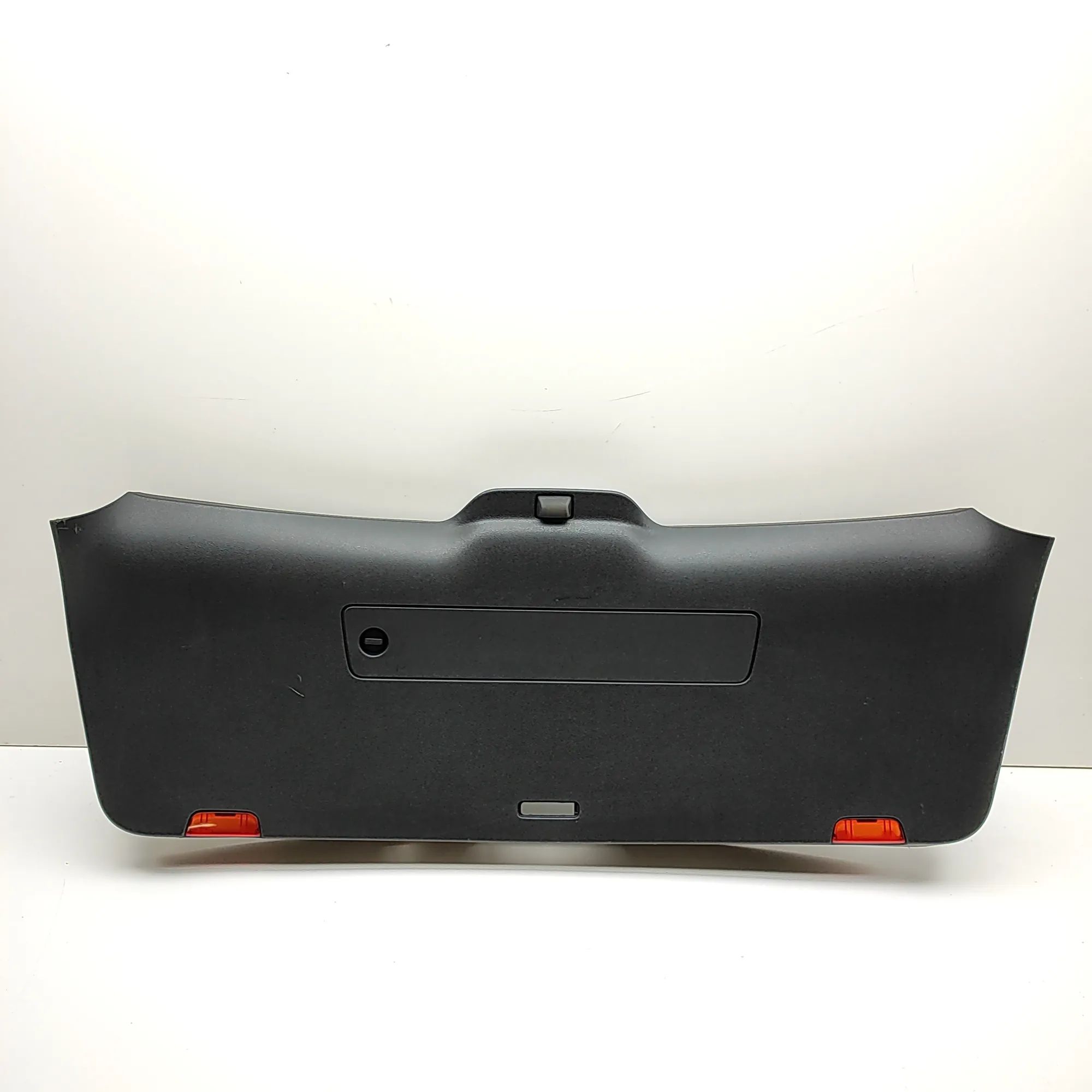 Porsche Macan Tailgate Bootlid Cover Trim Tailgate Bootlid Cover Trim — PORSCHE MACAN (95...