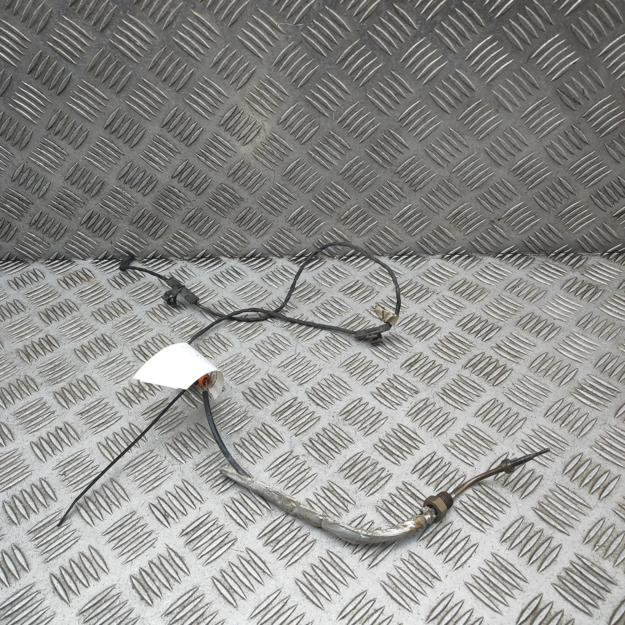 Audi Q5 (8R) Датчик температура для выхлопной газ Exhaust gas temperature sensor — AUDI Q5 (8R) (...