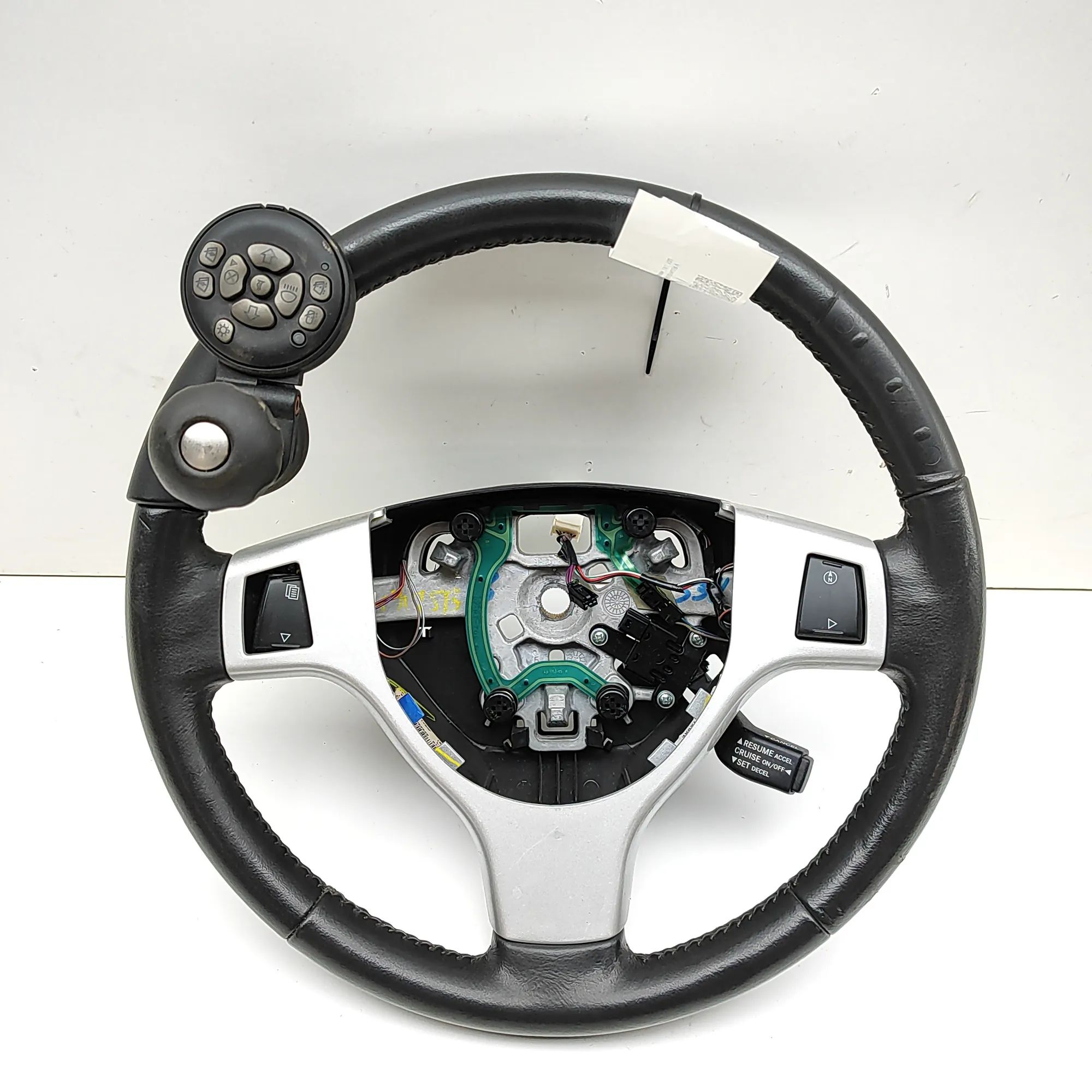 Chrysler Grand Voyager / Town & Country steering wheel Steering Wheel — CHRYSLER GRAND (VOYAGER V RT) ...