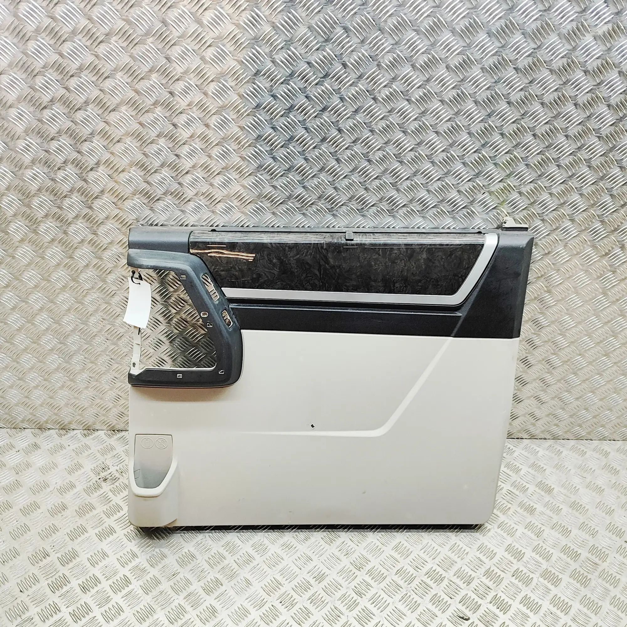 Chrysler Grand Voyager / Town & Country Rear Right Door Panel Rear Right Door Panel — CHRYSLER GRAND (VOYAGER...