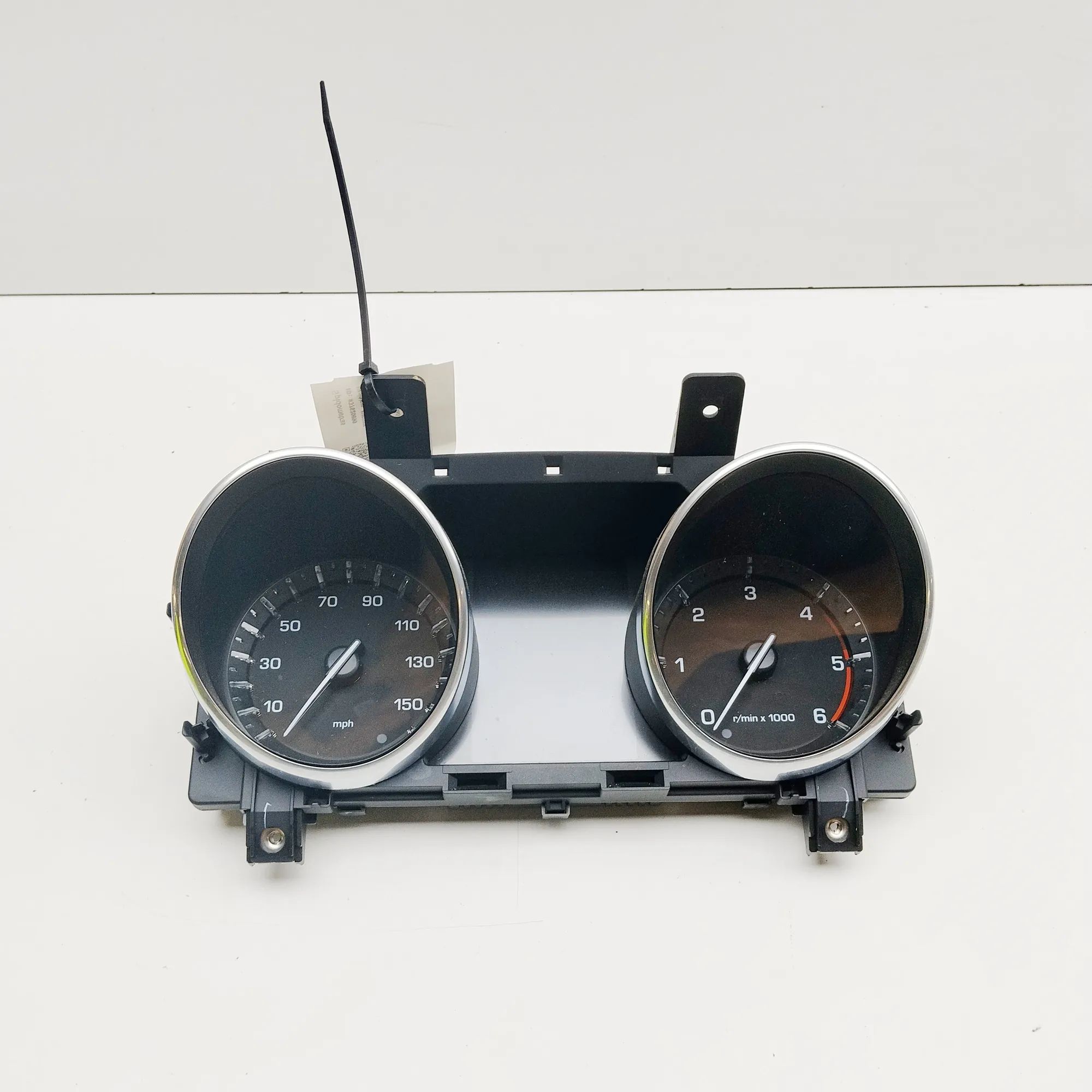 Land Rover Discovery Sport Instrument Cluster Speedometer Instrument Cluster Speedometer — LAND ROVER DIS...