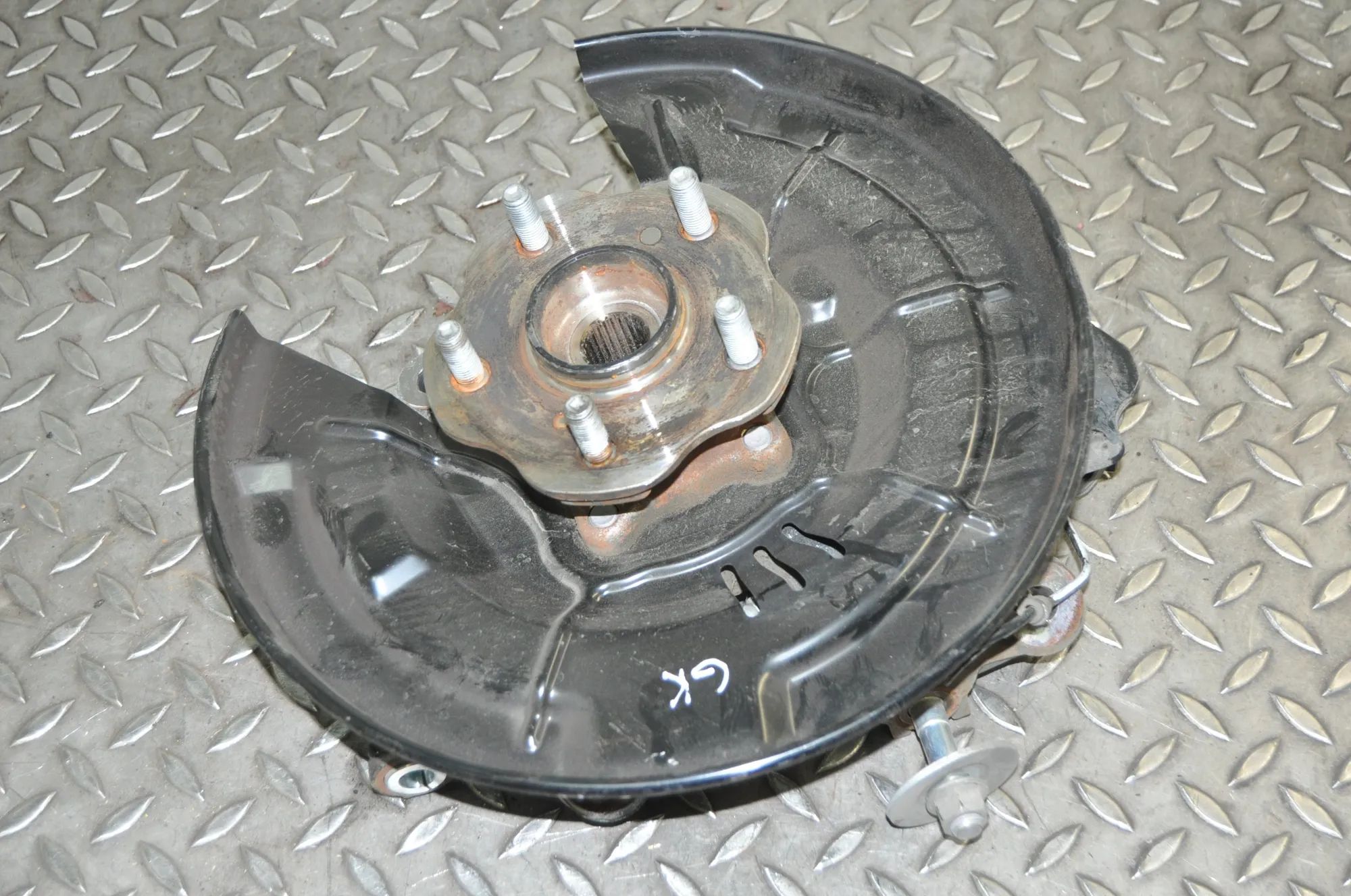 Lexus RX Rear Left Wheel Hub Spindle Rear Left Wheel Hub Spindle — LEXUS RX (_L2_) (...