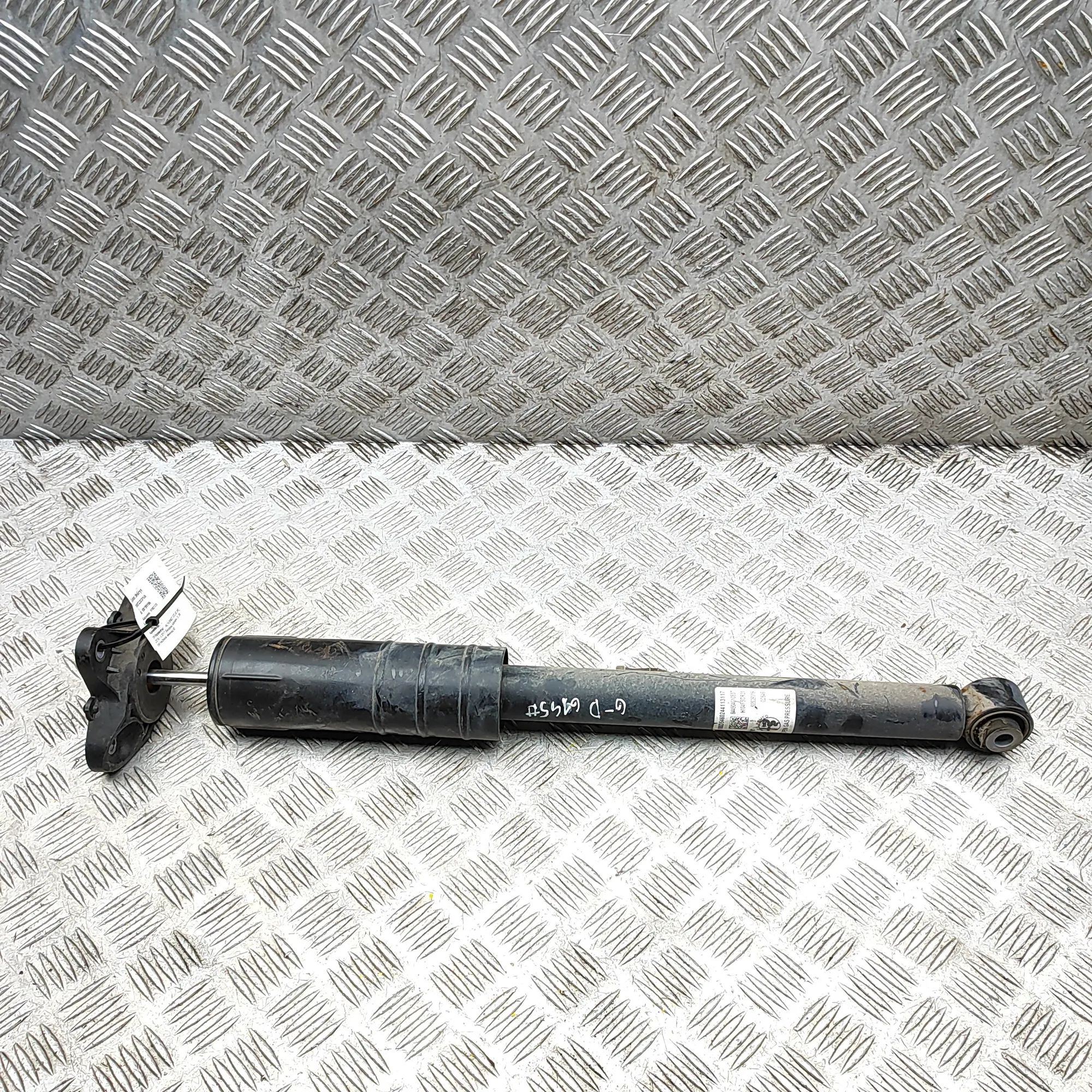 Alfa-Romeo Stelvio Shock absorber — rear right Shock absorber — rear right — ALFA ROMEO STELVI...
