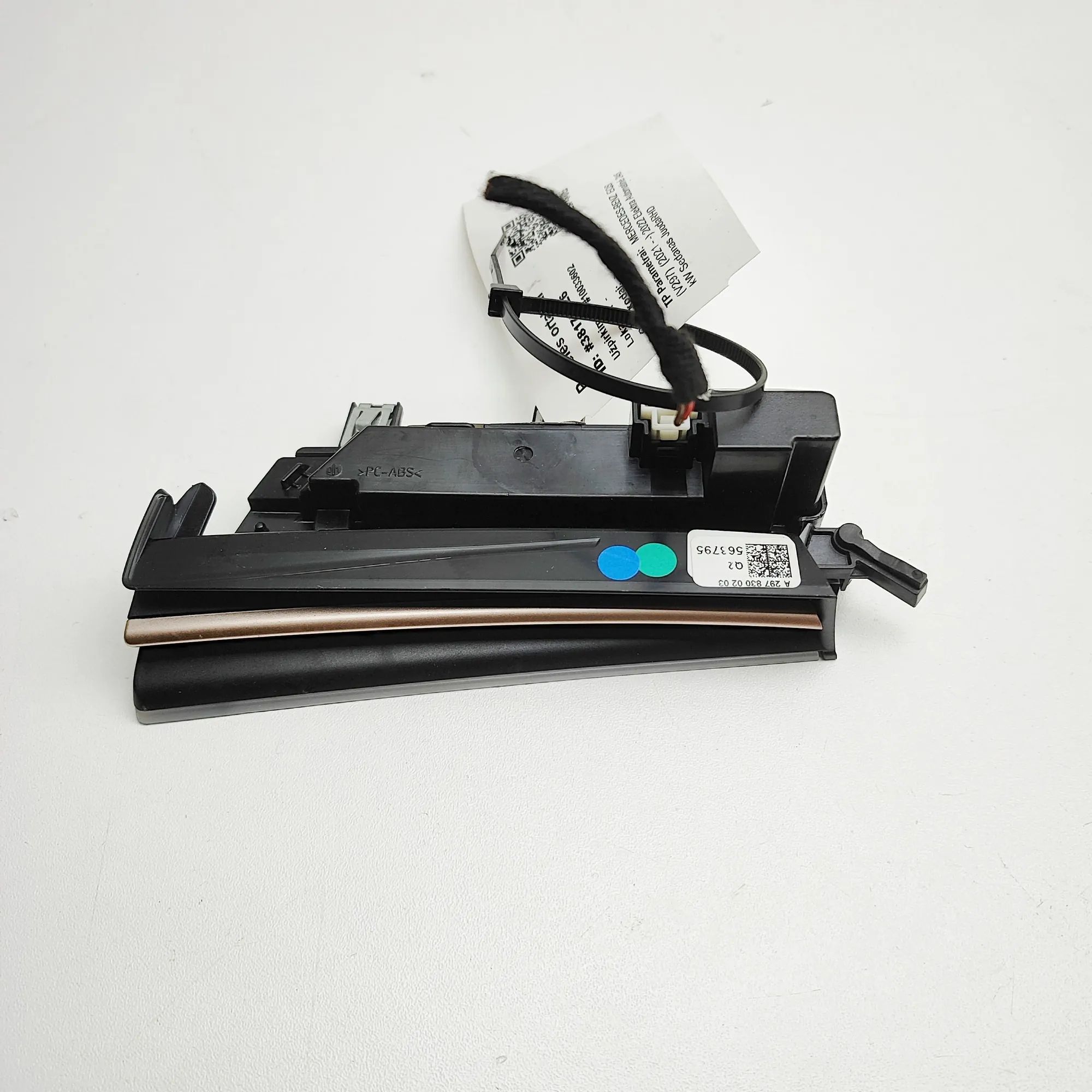 Mercedes-Benz EQS (V297 / X296) Dashboard Air Vents Dashboard Air Vents — MERCEDES BENZ EQS (V297) ...