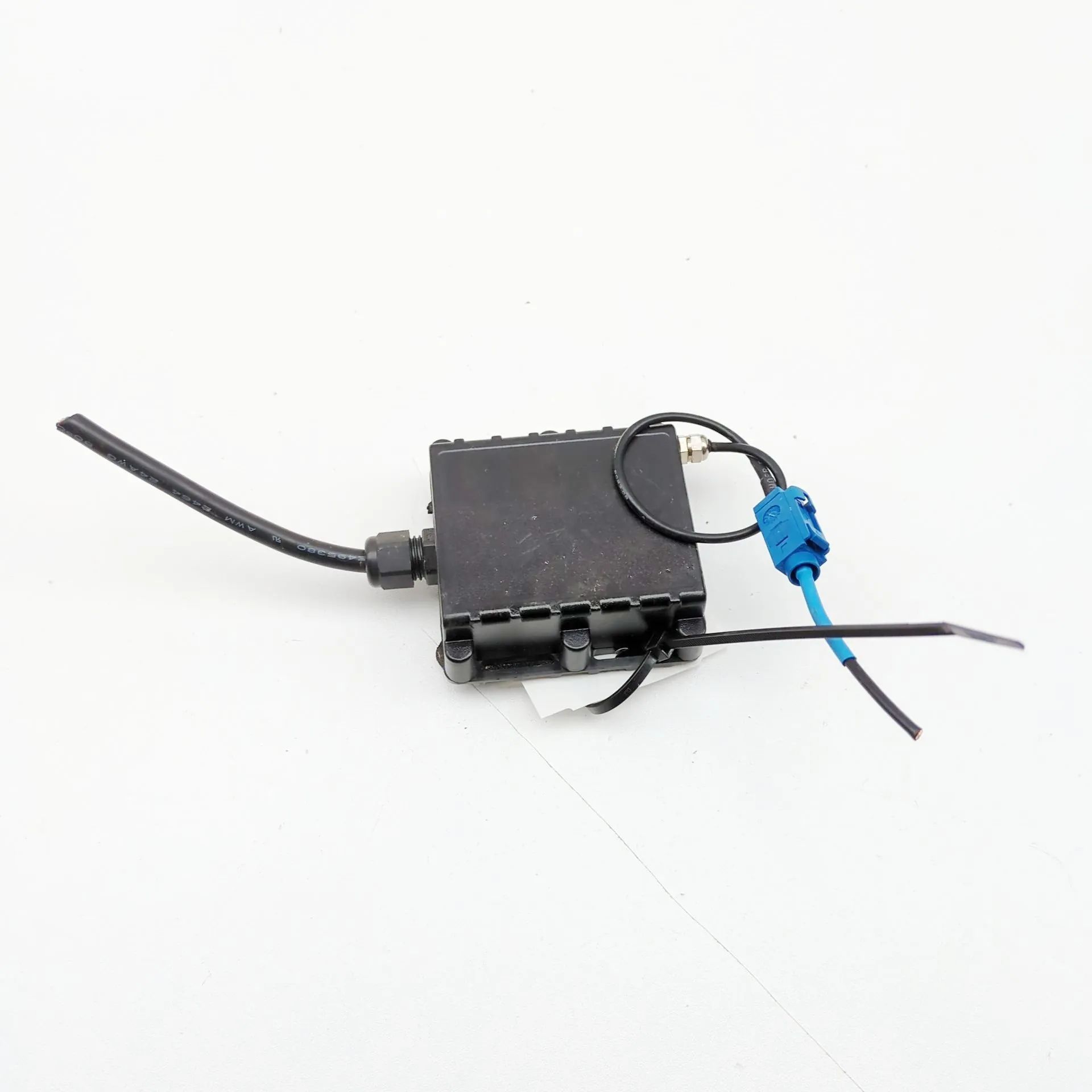 Audi e-tron GT (FW) антенна Antenna — AUDI E-TRON GT (Saloon F83, F8P) (202...
