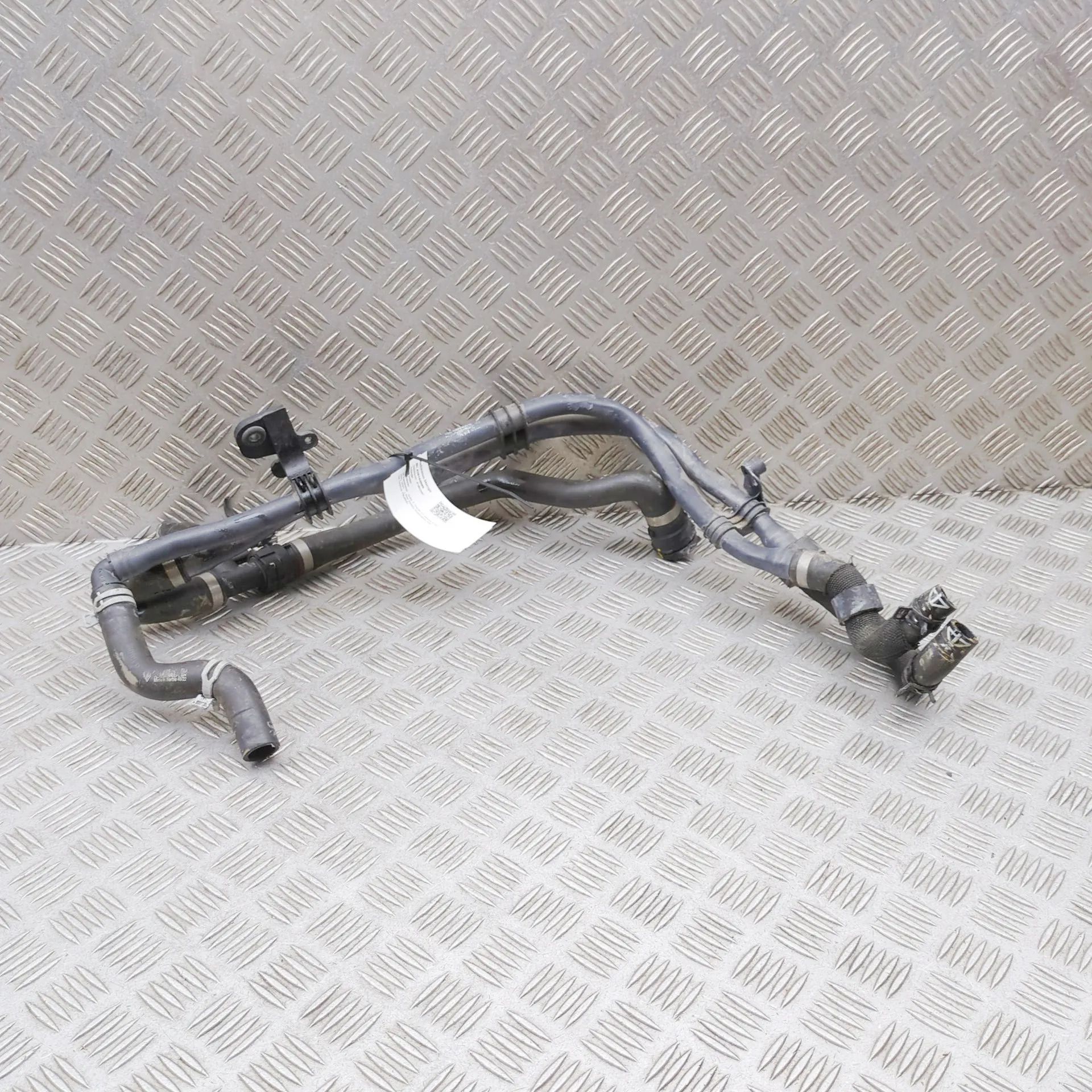 Audi e-tron GT (FW) Шланг системы охлаждения Coolant hose — AUDI E-TRON GT (Saloon F83, F8P)...