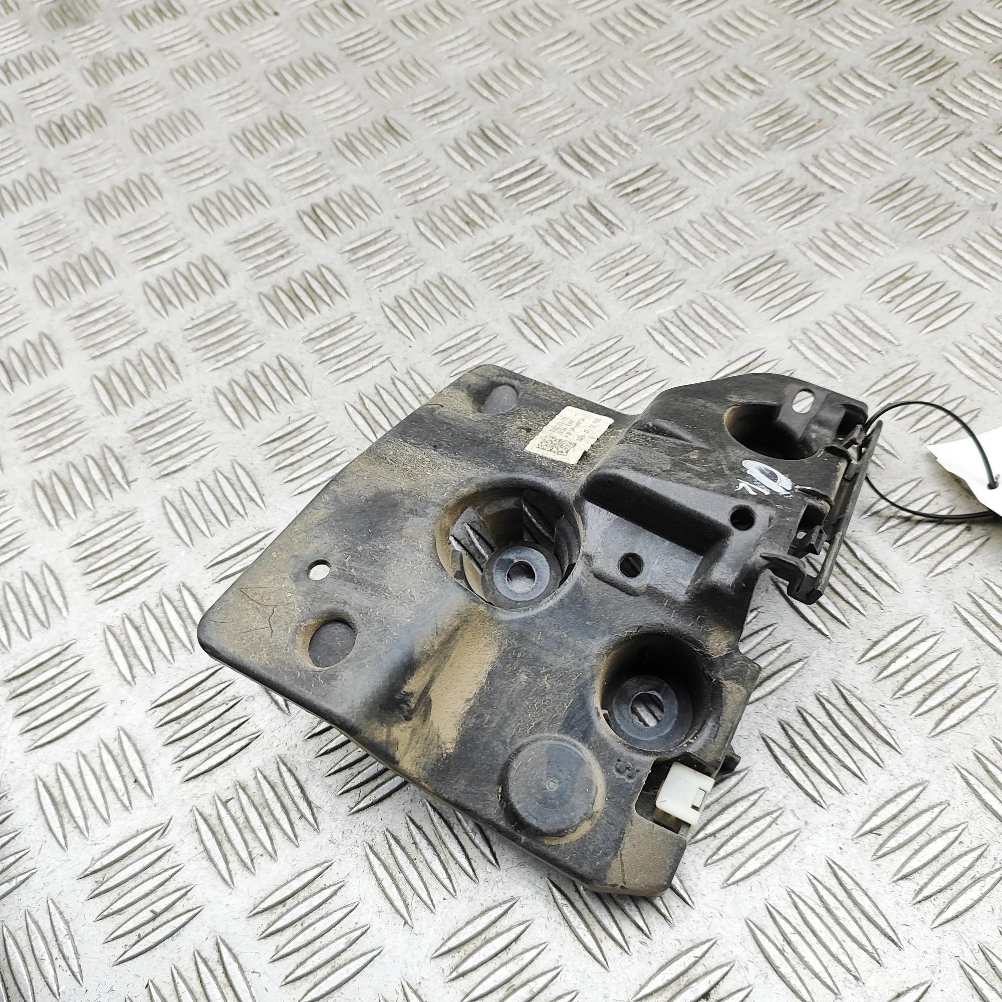Mini Countryman (U25) Rear Left Bumper Bracket Rear Left Bumper Bracket — MINI COUNTRYMAN (U25...