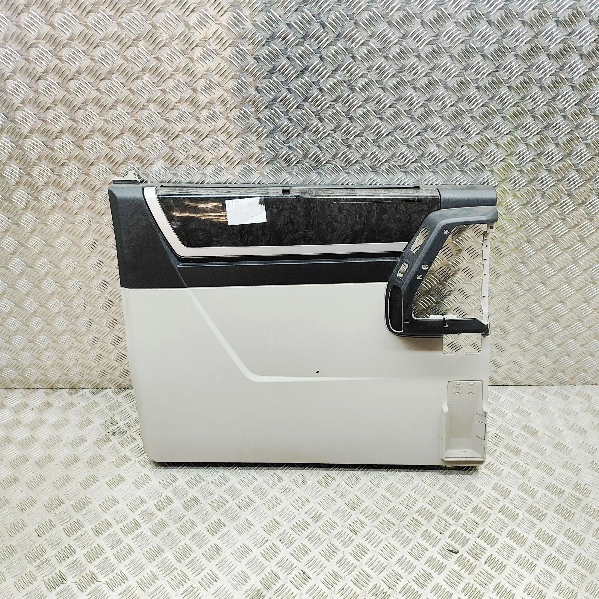 Chrysler Grand Voyager / Town & Country Rear Left Door Panel Rear Left Door Panel — CHRYSLER GRAND (VOYAGER ...
