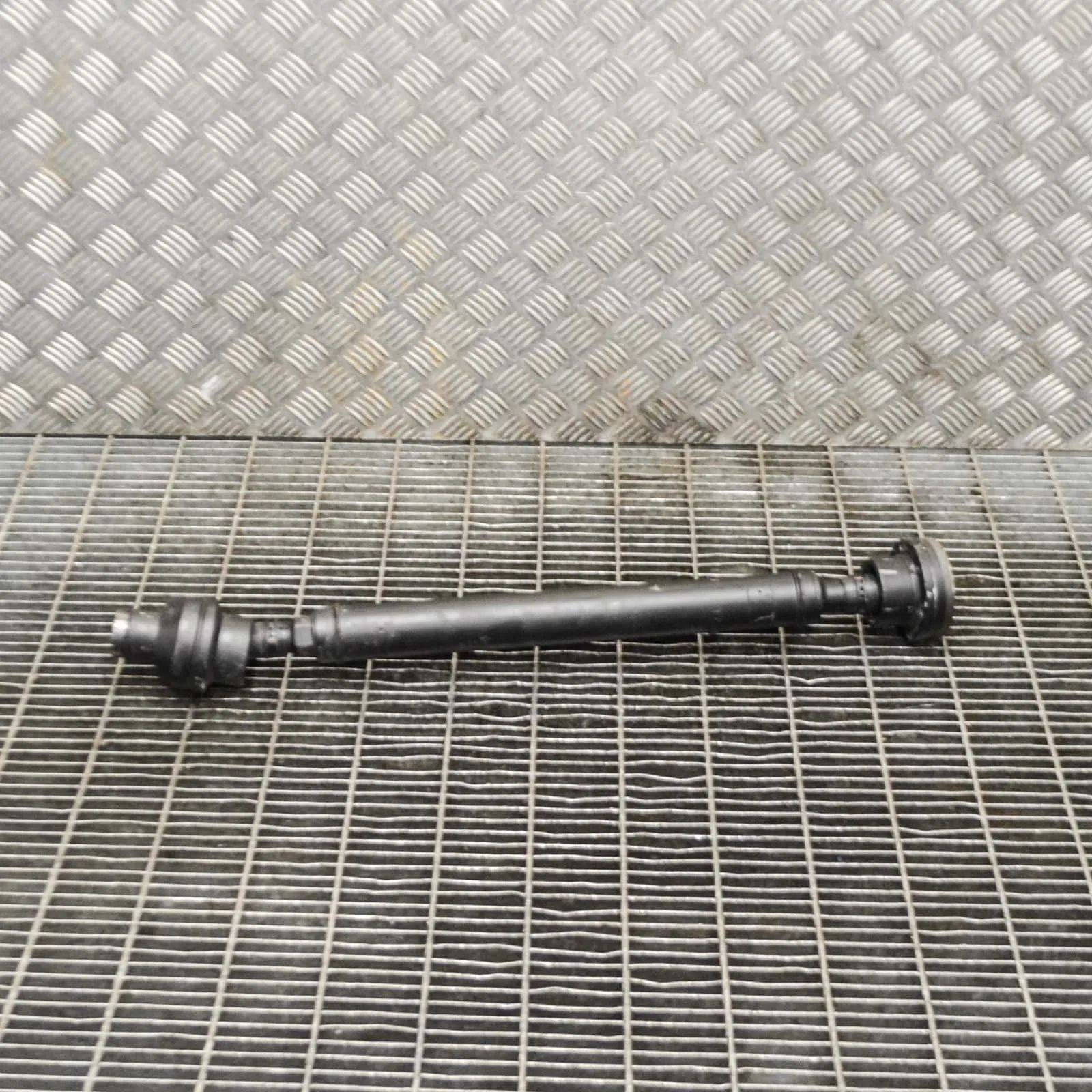 Land Rover Range Rover Sport (L494) Gearbox Short Propshaft Gearbox Short Propshaft — LAND ROVER RANGE ROVE...
