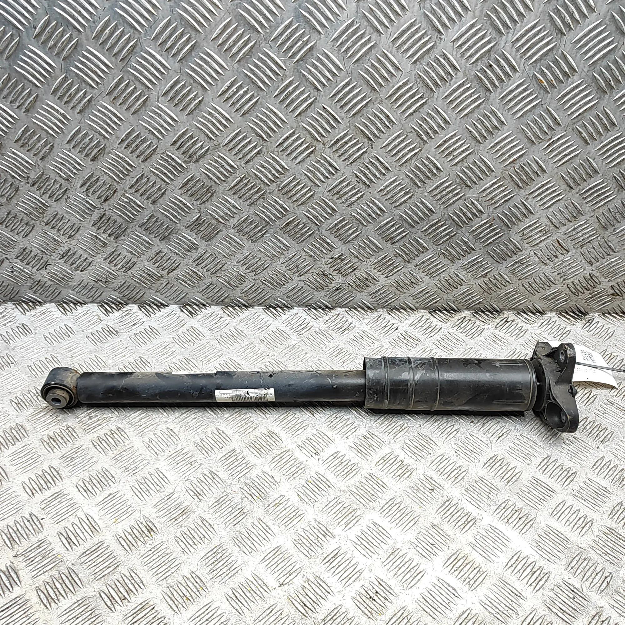 Alfa-Romeo Stelvio Shock absorber — rear left Shock absorber — rear left — ALFA ROMEO STELVIO...