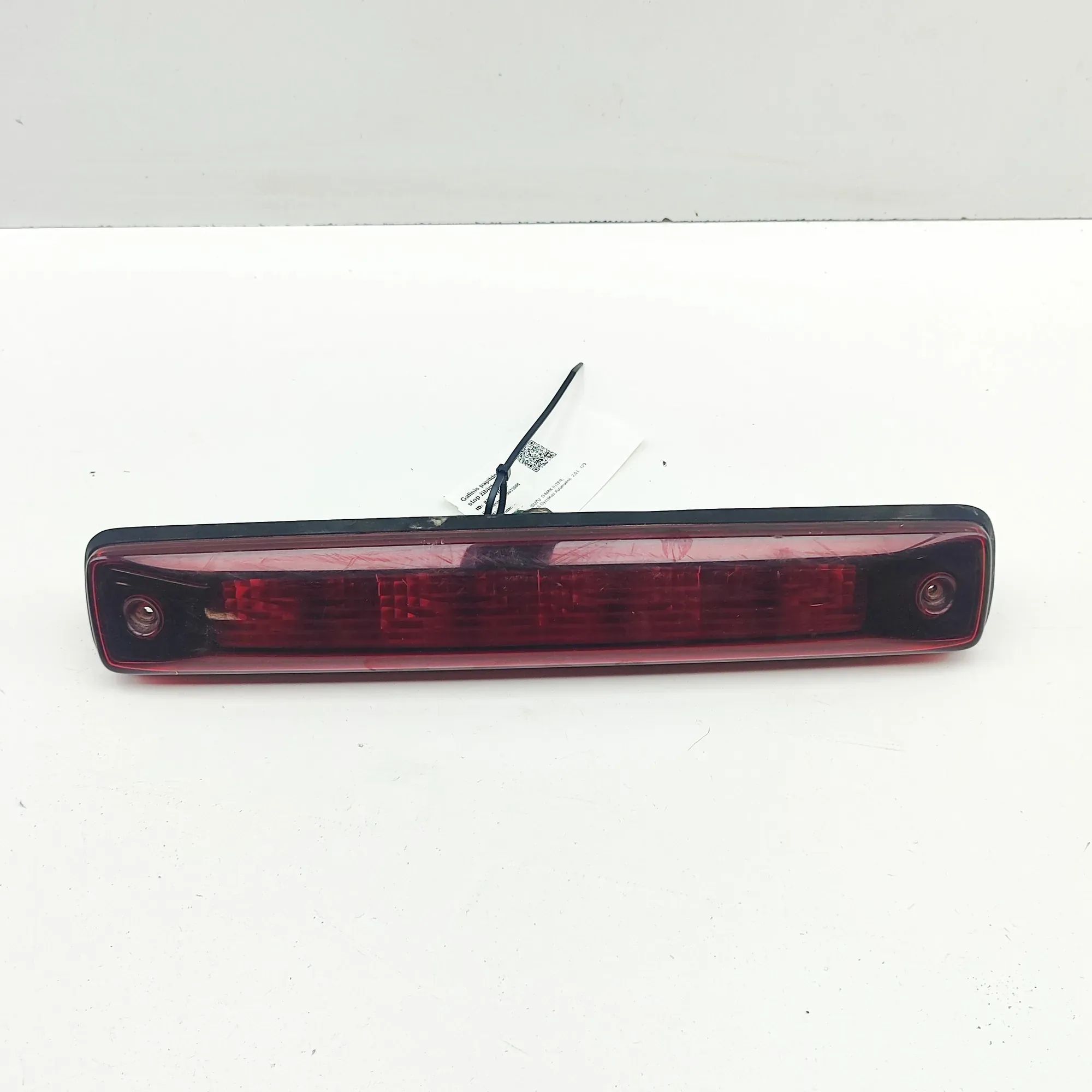 Isuzu D-Max Rear Third Brake Stop Light Rear Third Brake Stop Light — ISUZU D-MAX (II T...