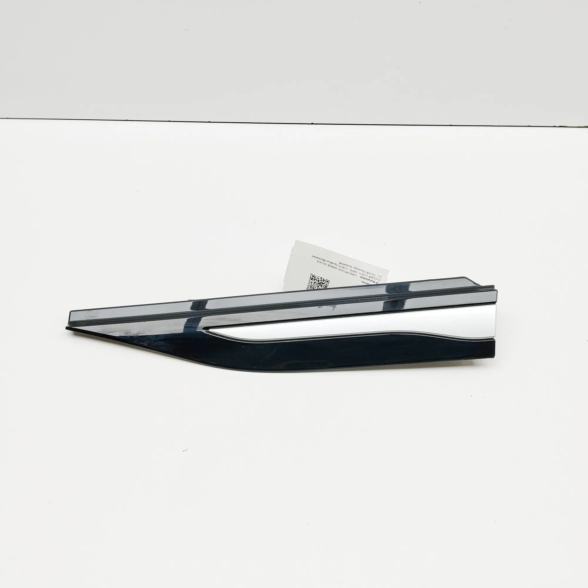Land Rover Range Rover Evoque Fender moulding — front left Fender moulding — front left — LAND ROVER RANGE...