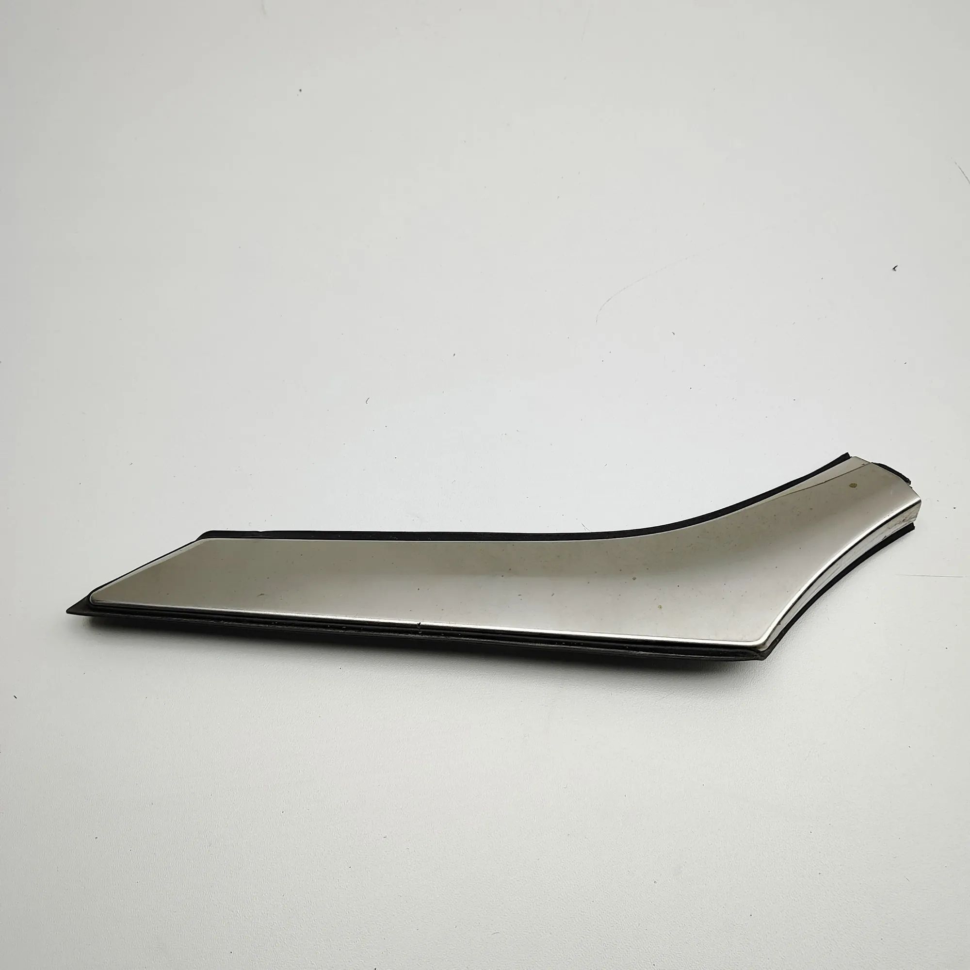 Opel Mokka (B) Left Side Roof Strip Trim Left Side Roof Strip Trim — OPEL MOKKA (2020-.....