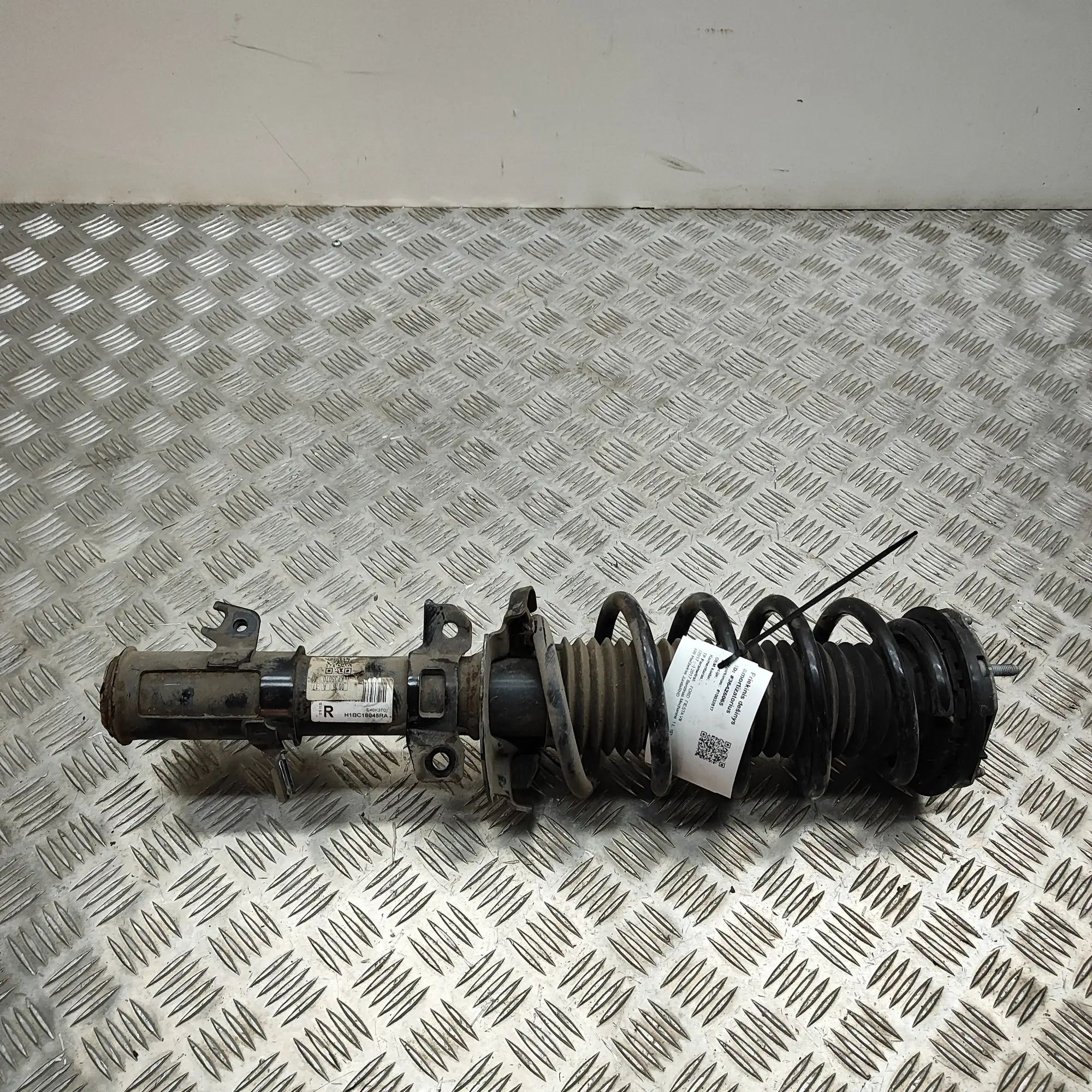 Ford Fiesta Shock absorber — front right Shock absorber — front right — FORD FIESTA (VII...