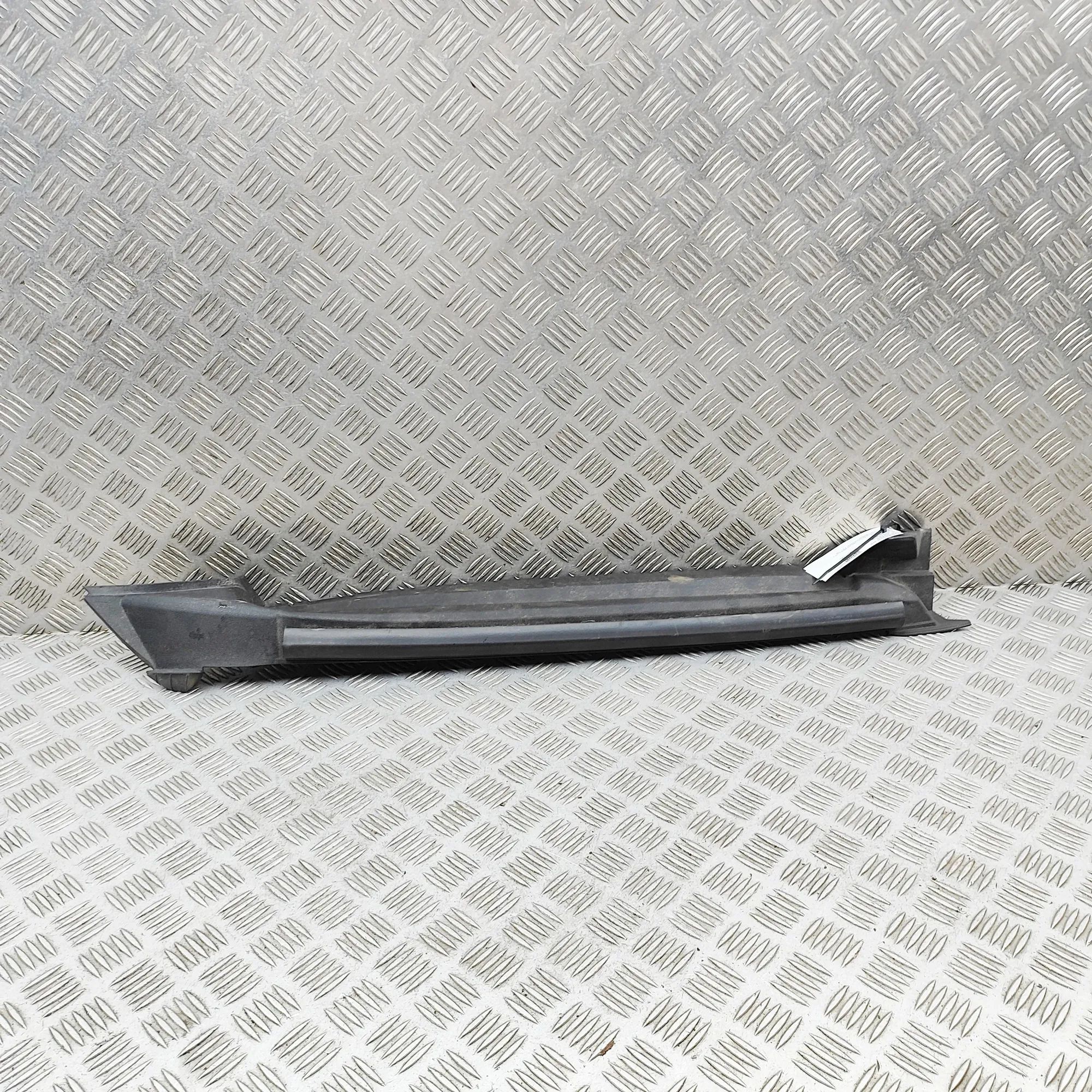 Toyota Land Cruiser 150 Plastic fender panel — front left Plastic fender panel — front left — TOYOTA LAND...